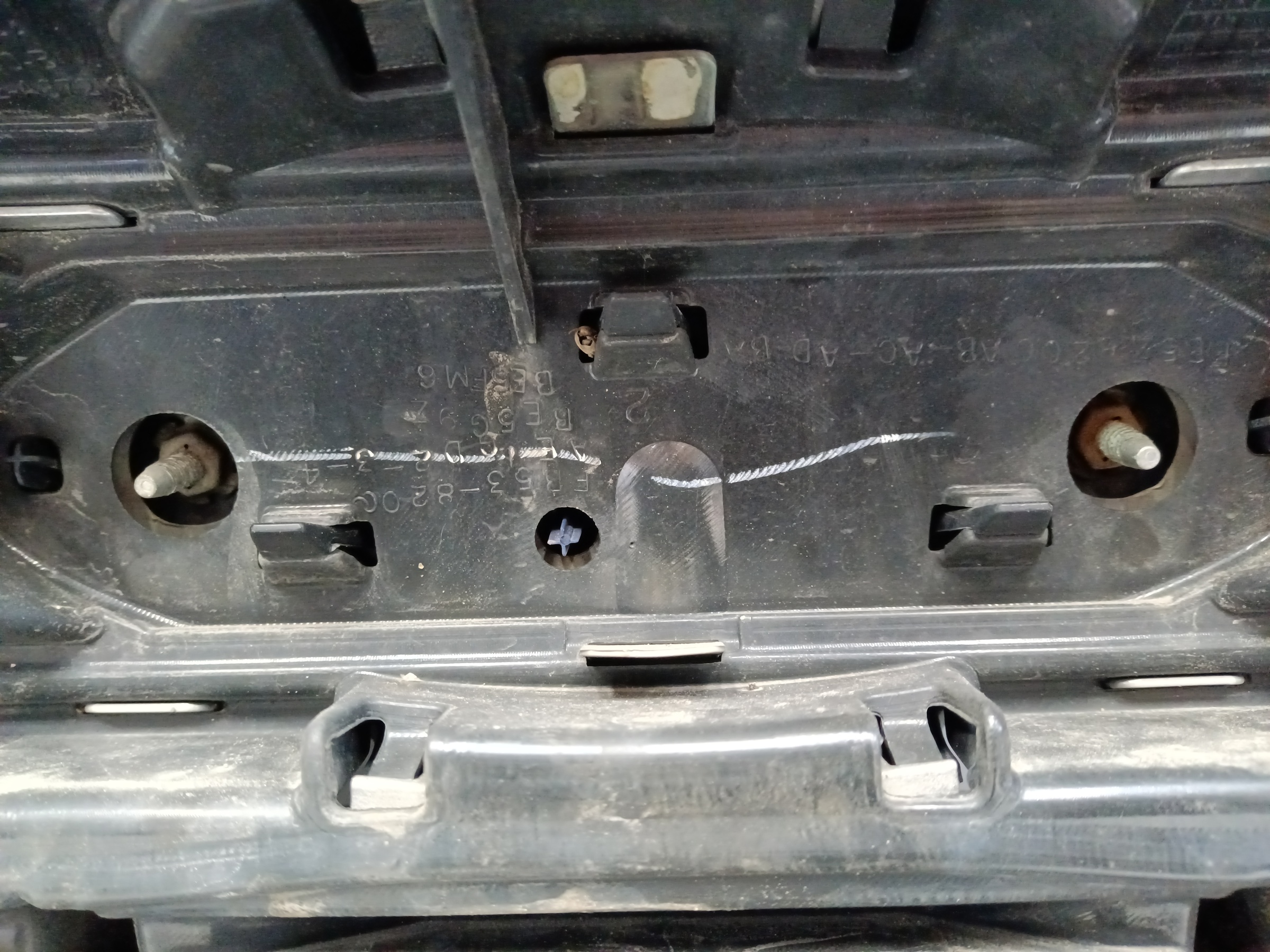 Бампер передний Ford Explorer 5 Restail