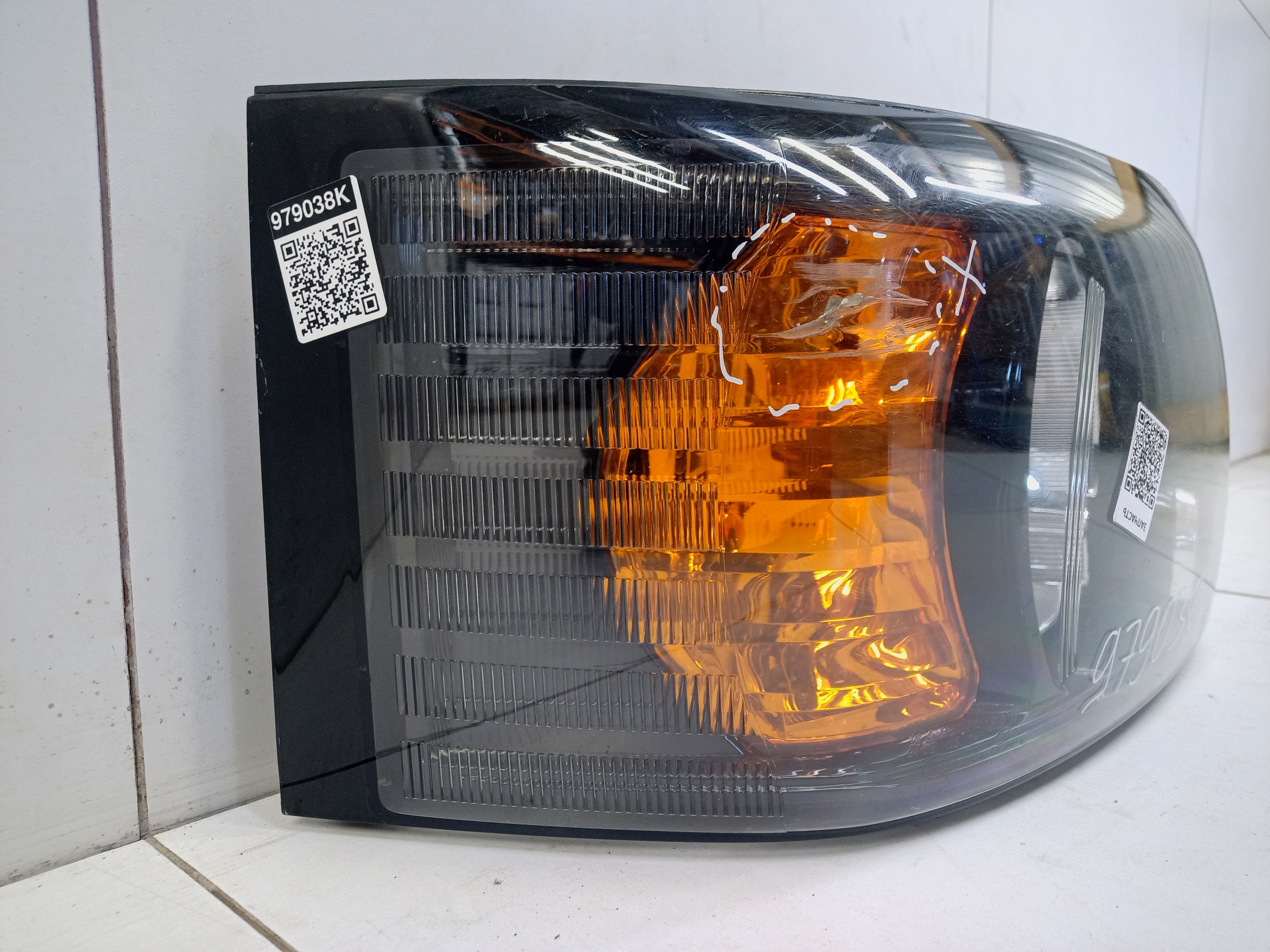 Фара передняя правая Sollers Argo галоген