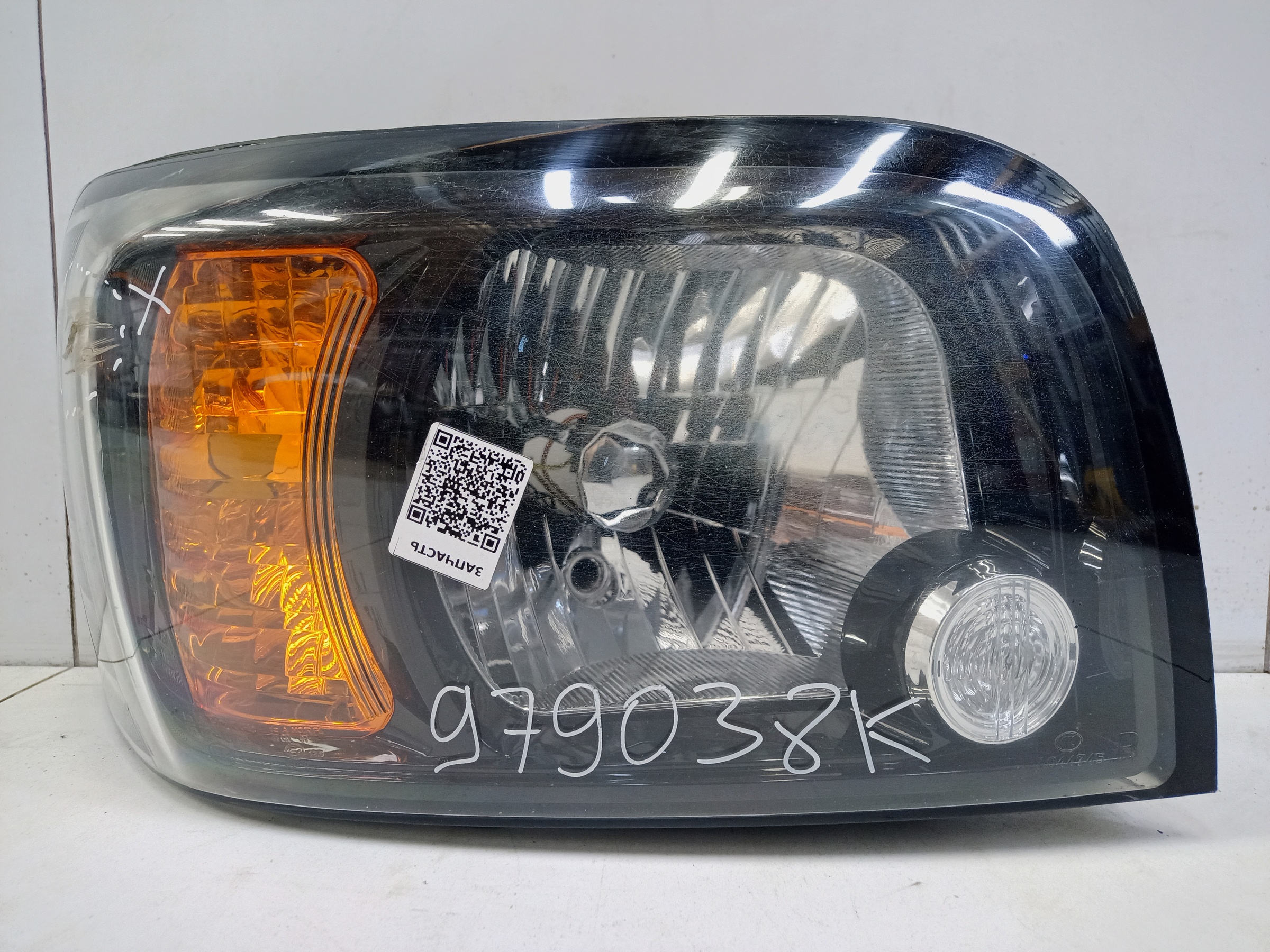 Фара передняя правая Sollers Argo галоген