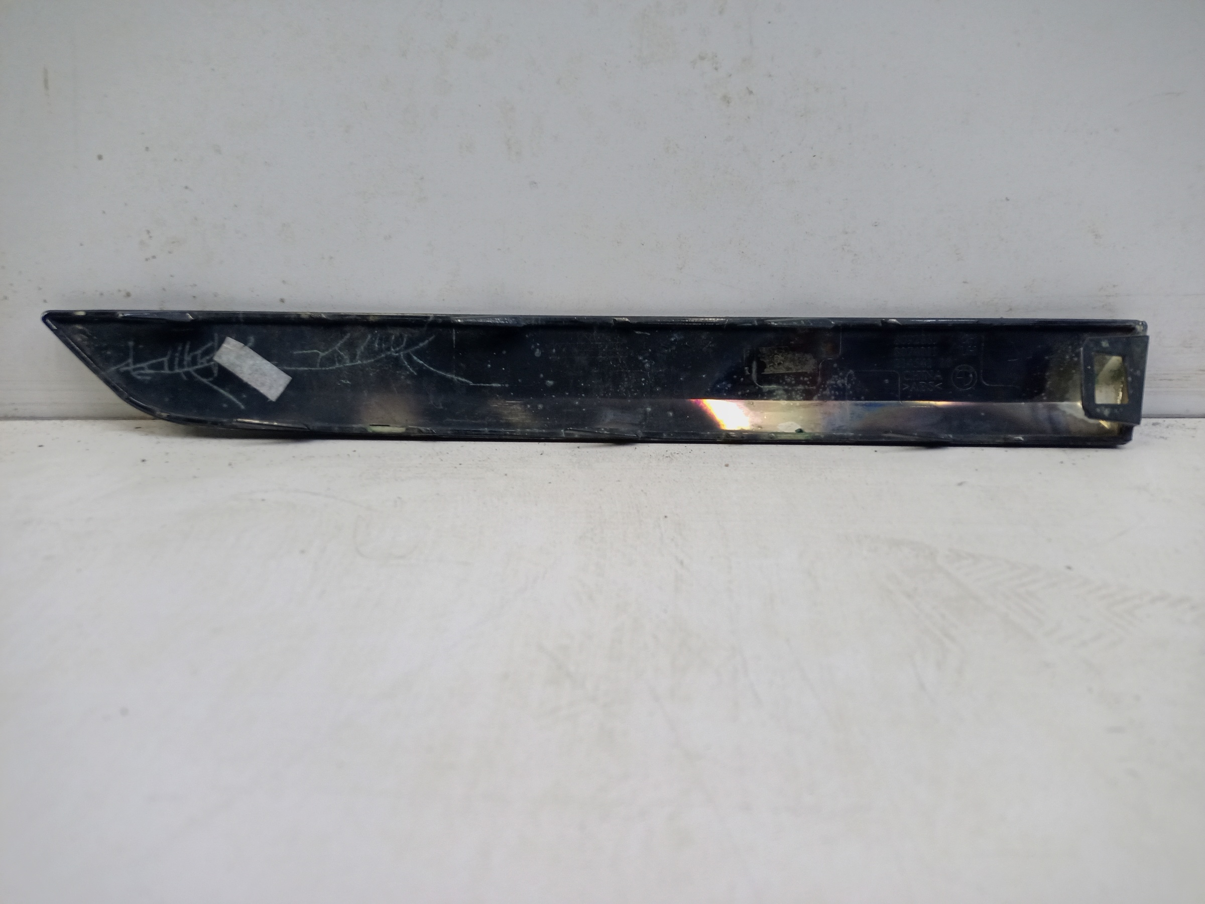 Накладка заднего бампера левая BMW X7 G07 черная