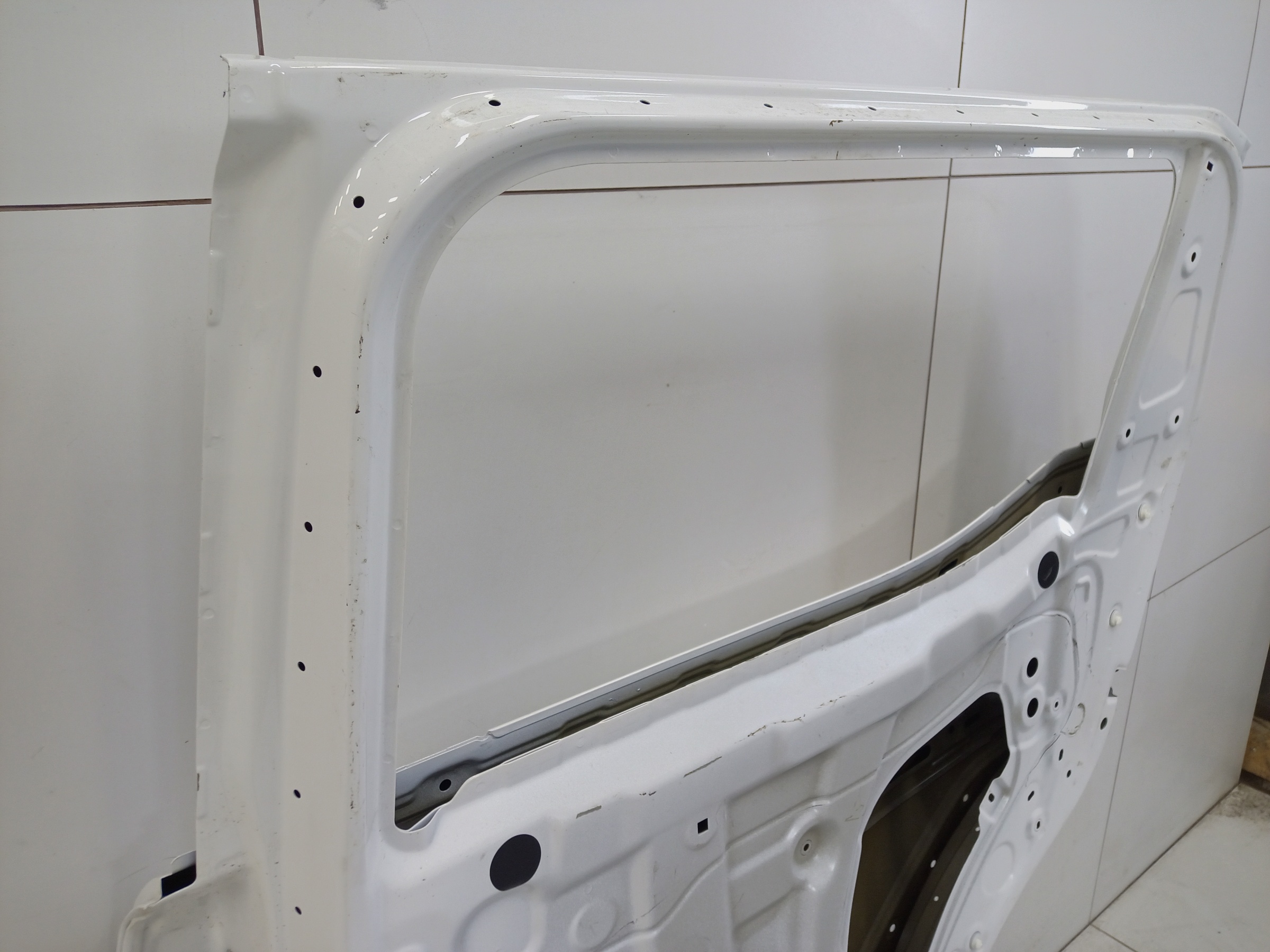 Дверь задняя правая Haval H3