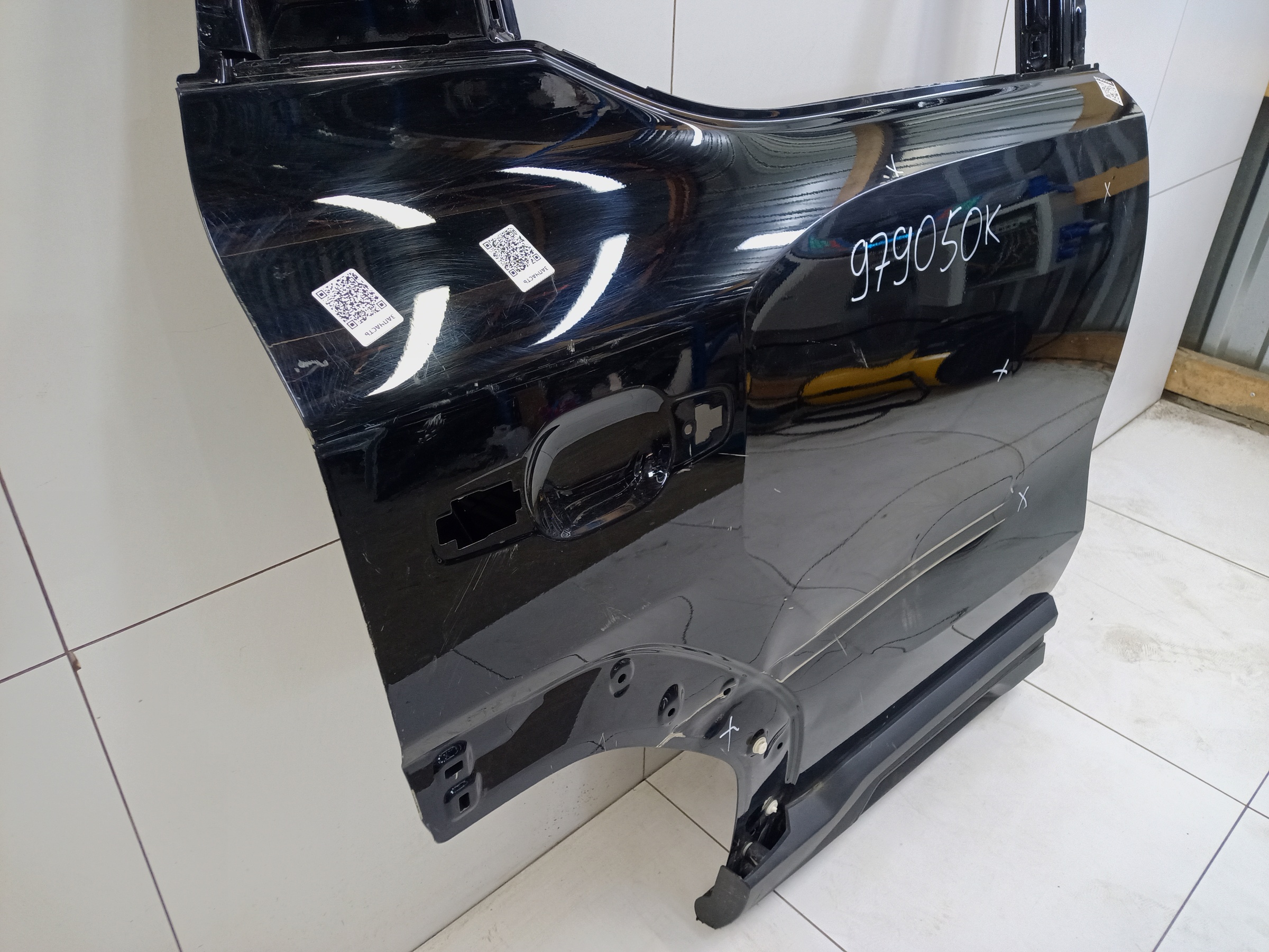 Дверь задняя правая Haval H3