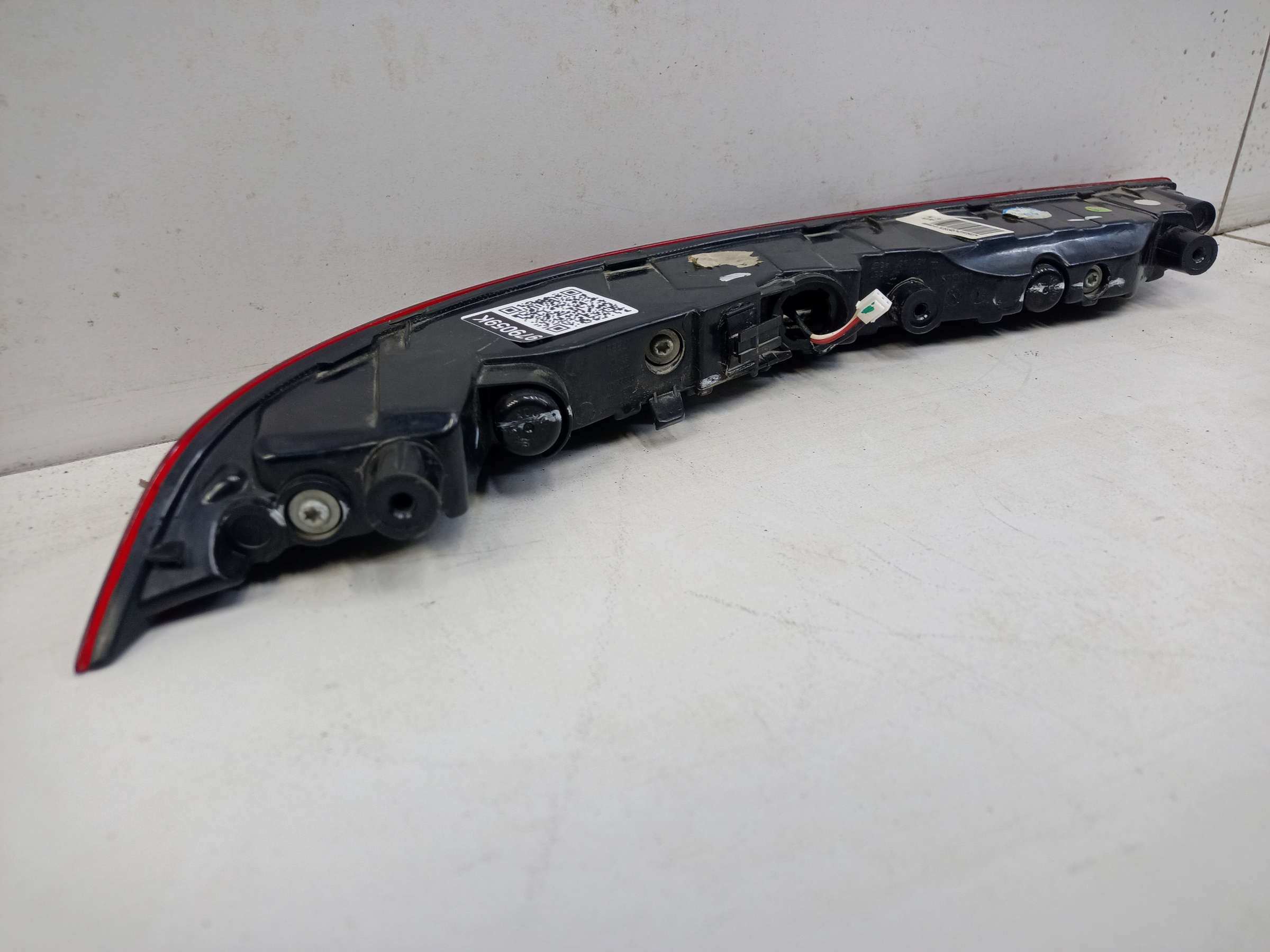 Фара ПТФ задняя правая Geely Atlas Pro LED