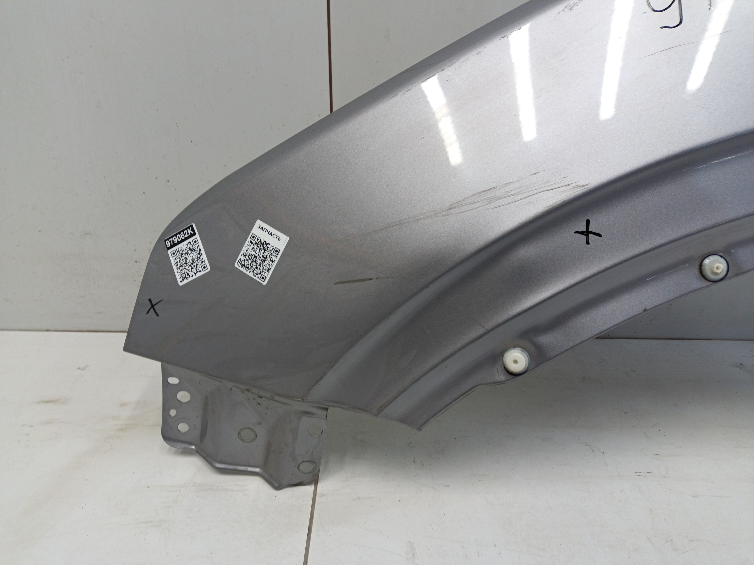 Крыло переднее левое Geely Coolray