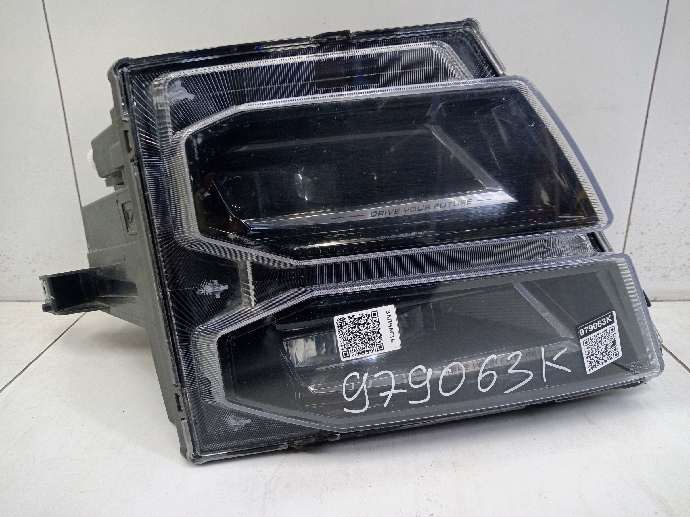 Фара передняя правая Jetour Dashing LED