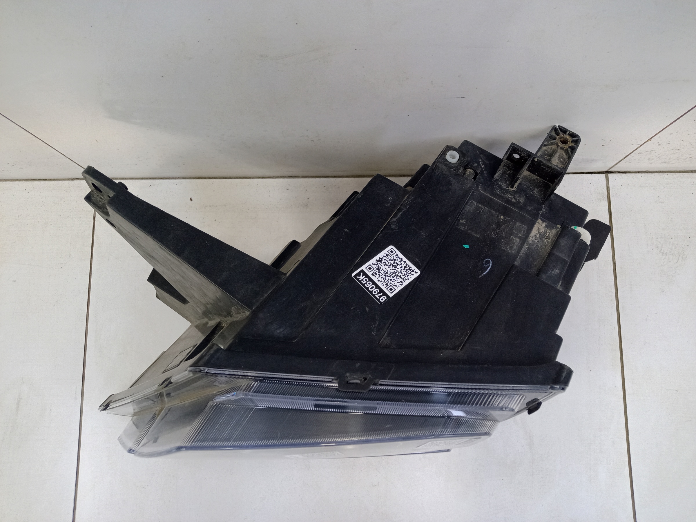 Фара передняя левая Jetour Dashing LED