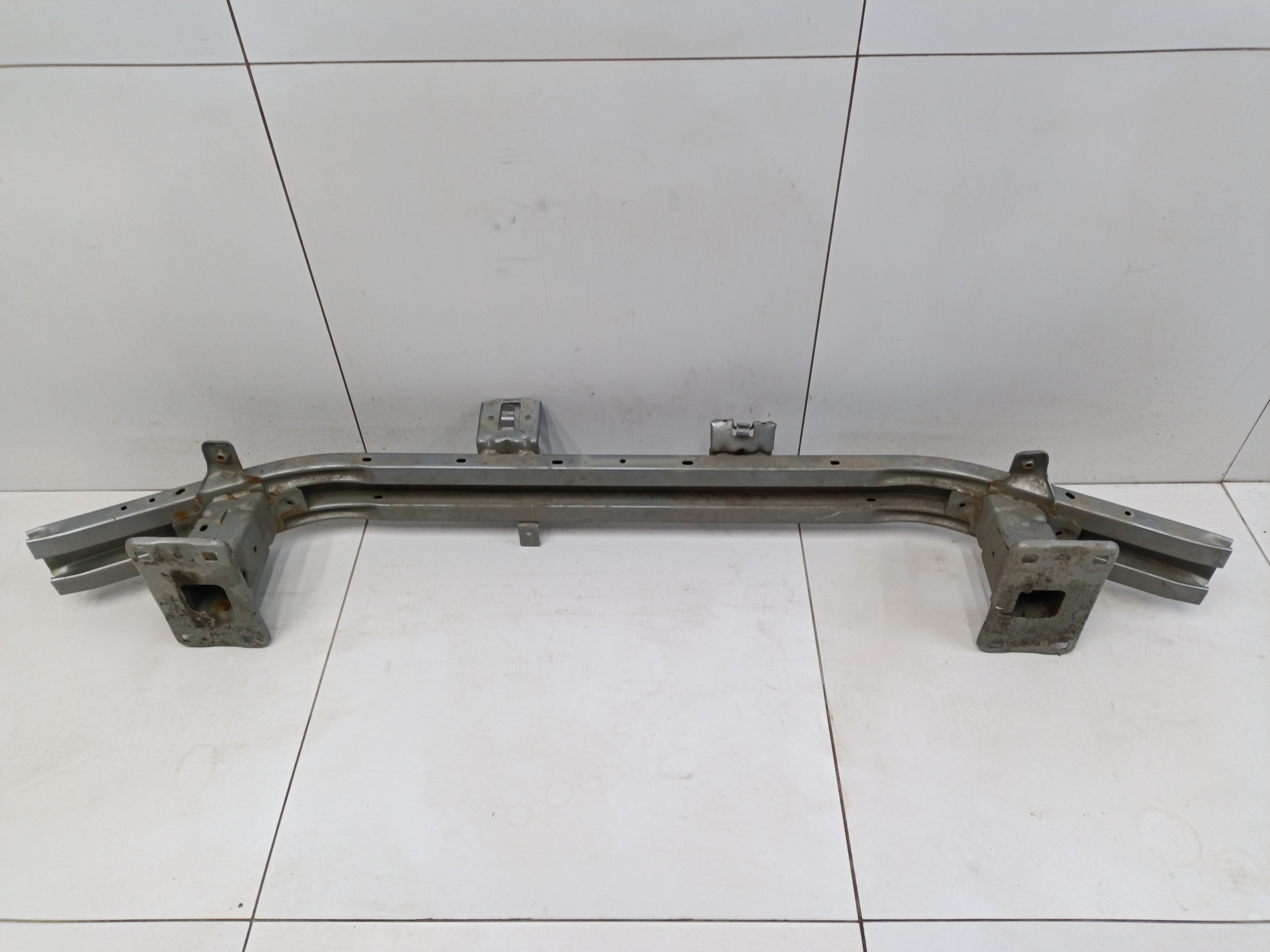 Усилитель переднего бампера Haval Jolion