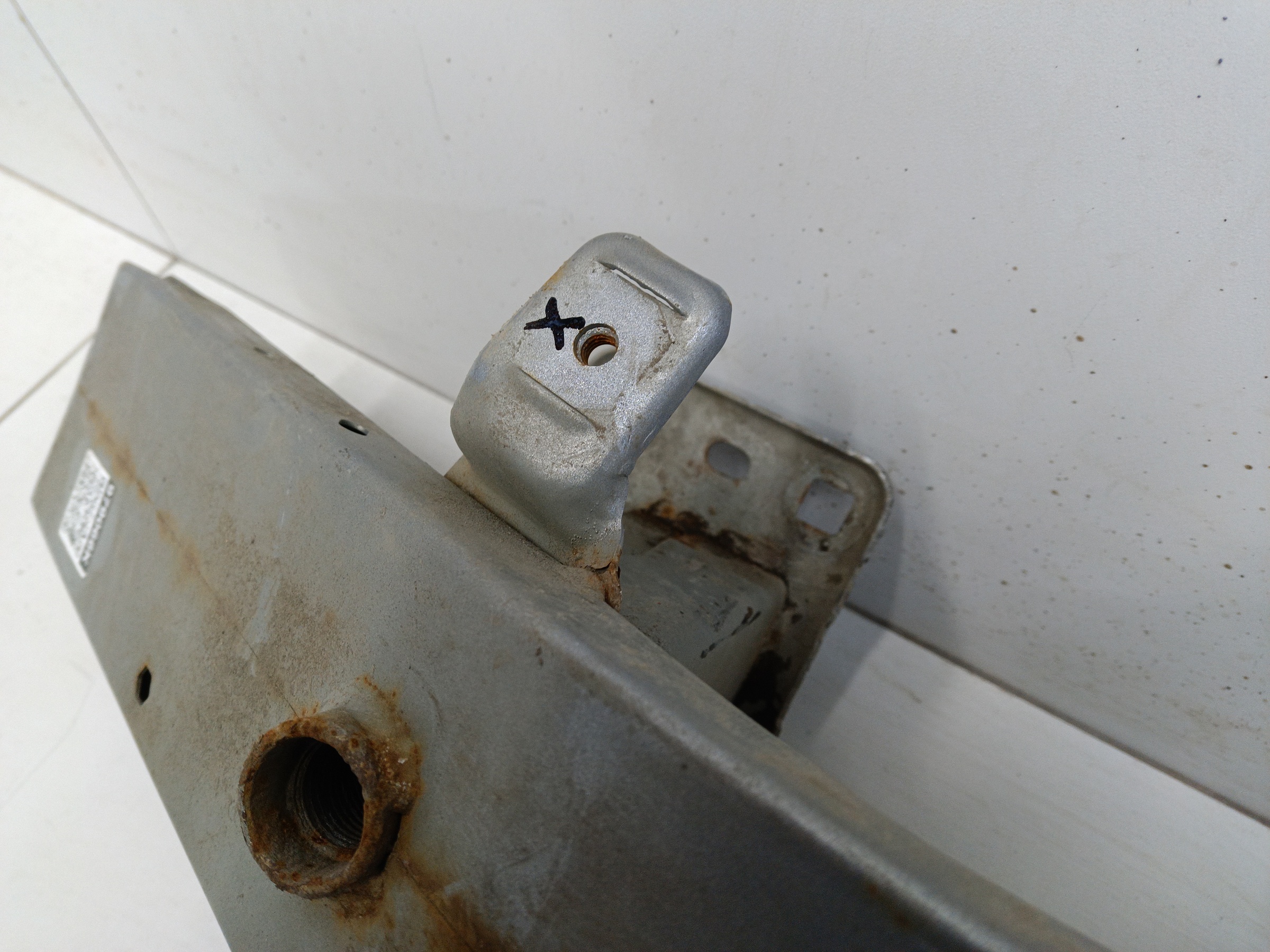 Усилитель переднего бампера Haval Jolion