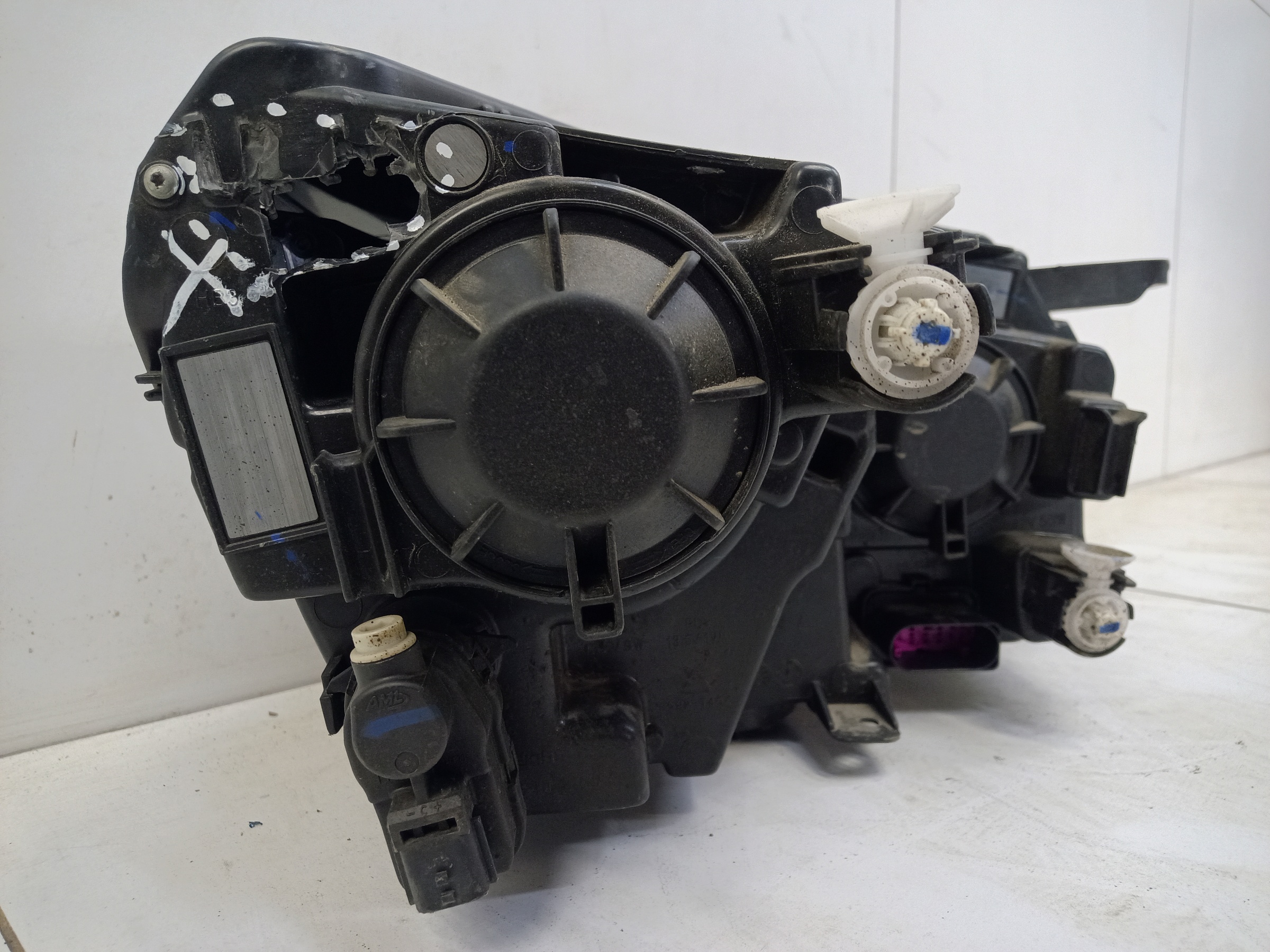 Фара передняя левая Belgee X50 галоген