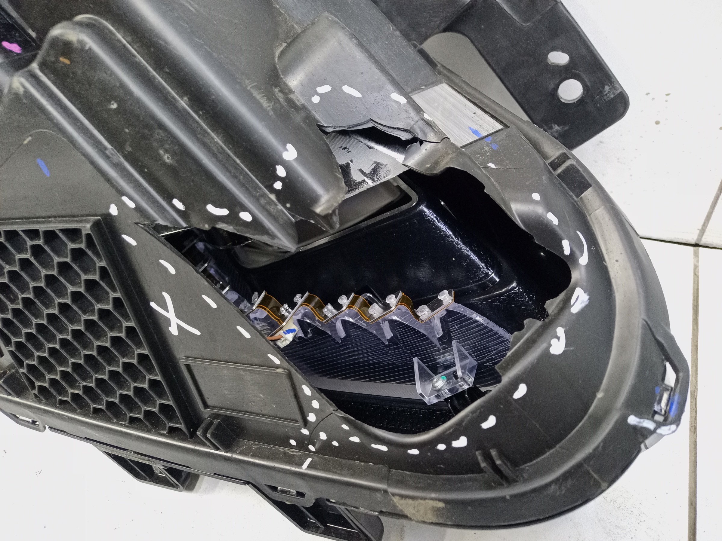 Фара передняя левая Belgee X50 галоген