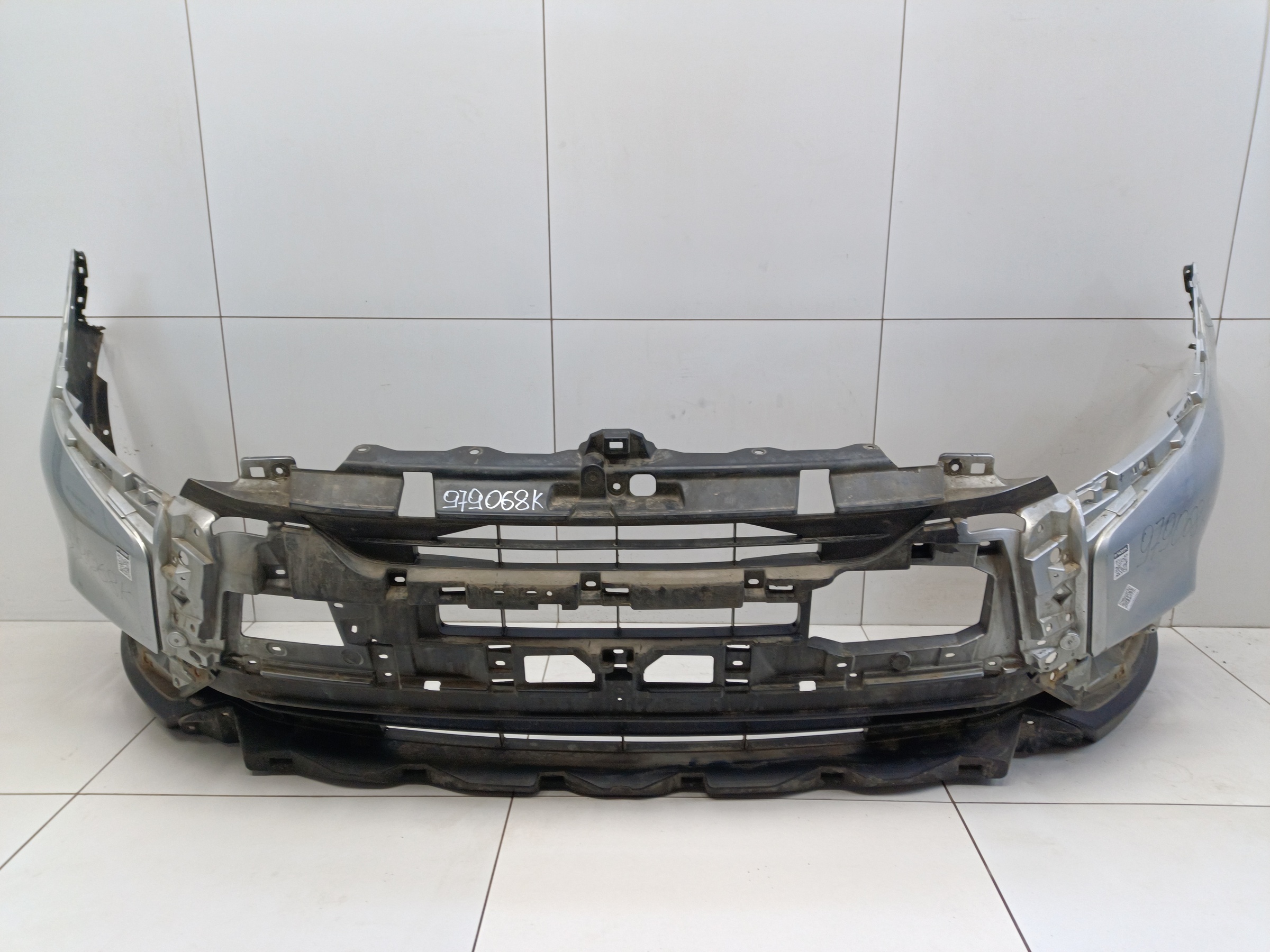 Бампер передний Mitsubishi Outlander 3 Restail 3