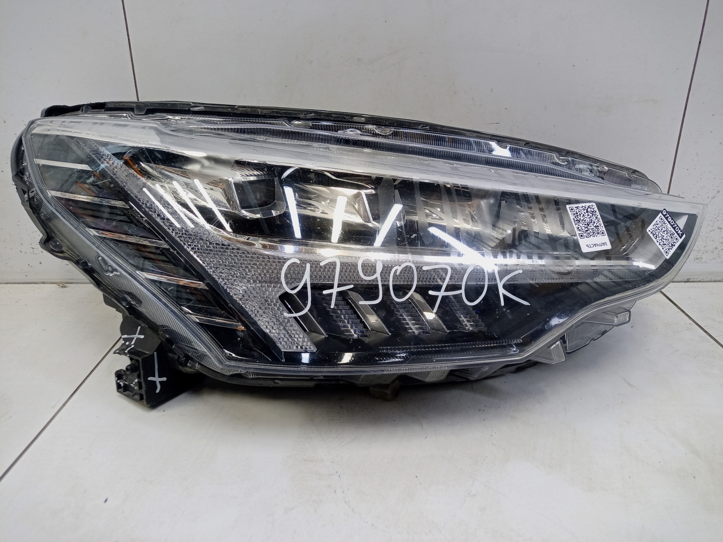 Фара передняя правая Haval Jolion LED