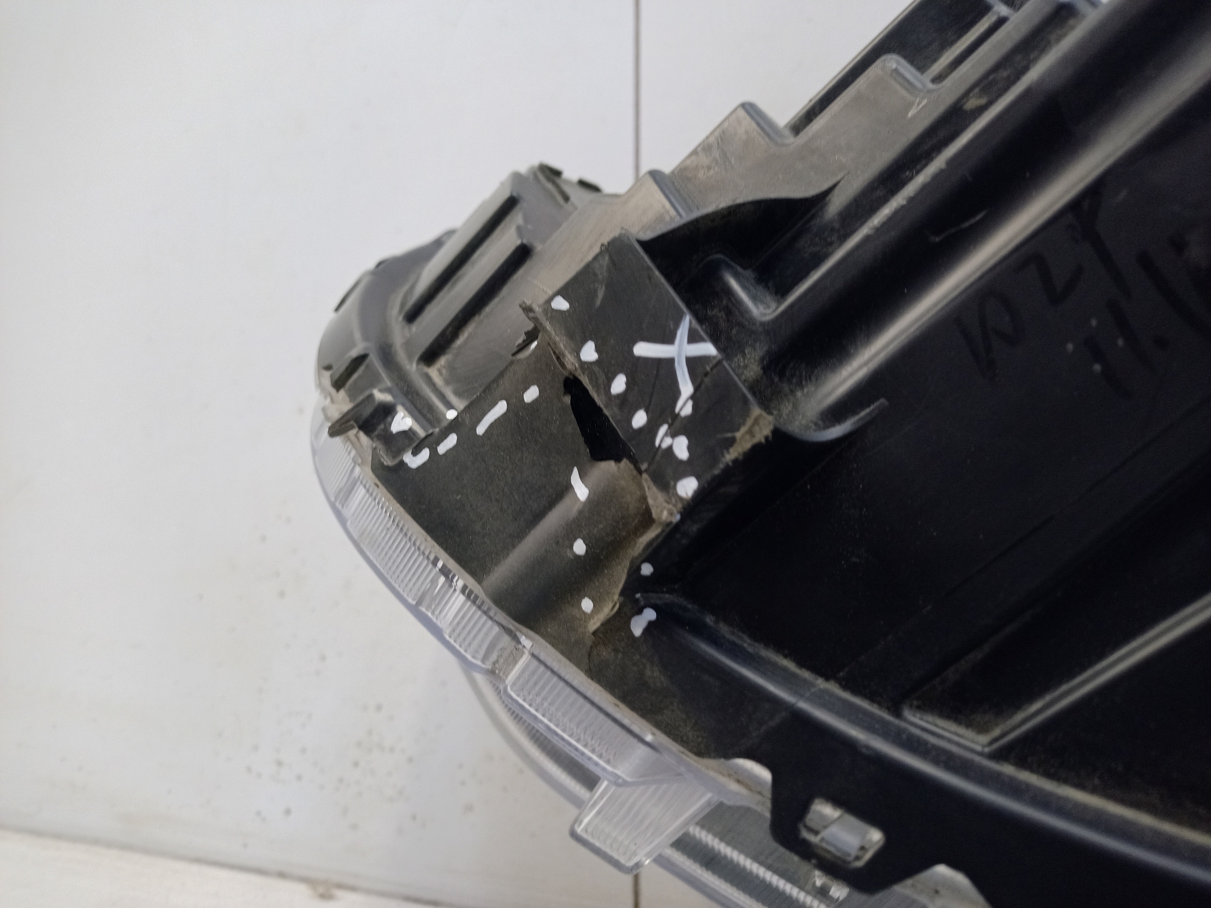 Фара передняя правая Haval Jolion LED