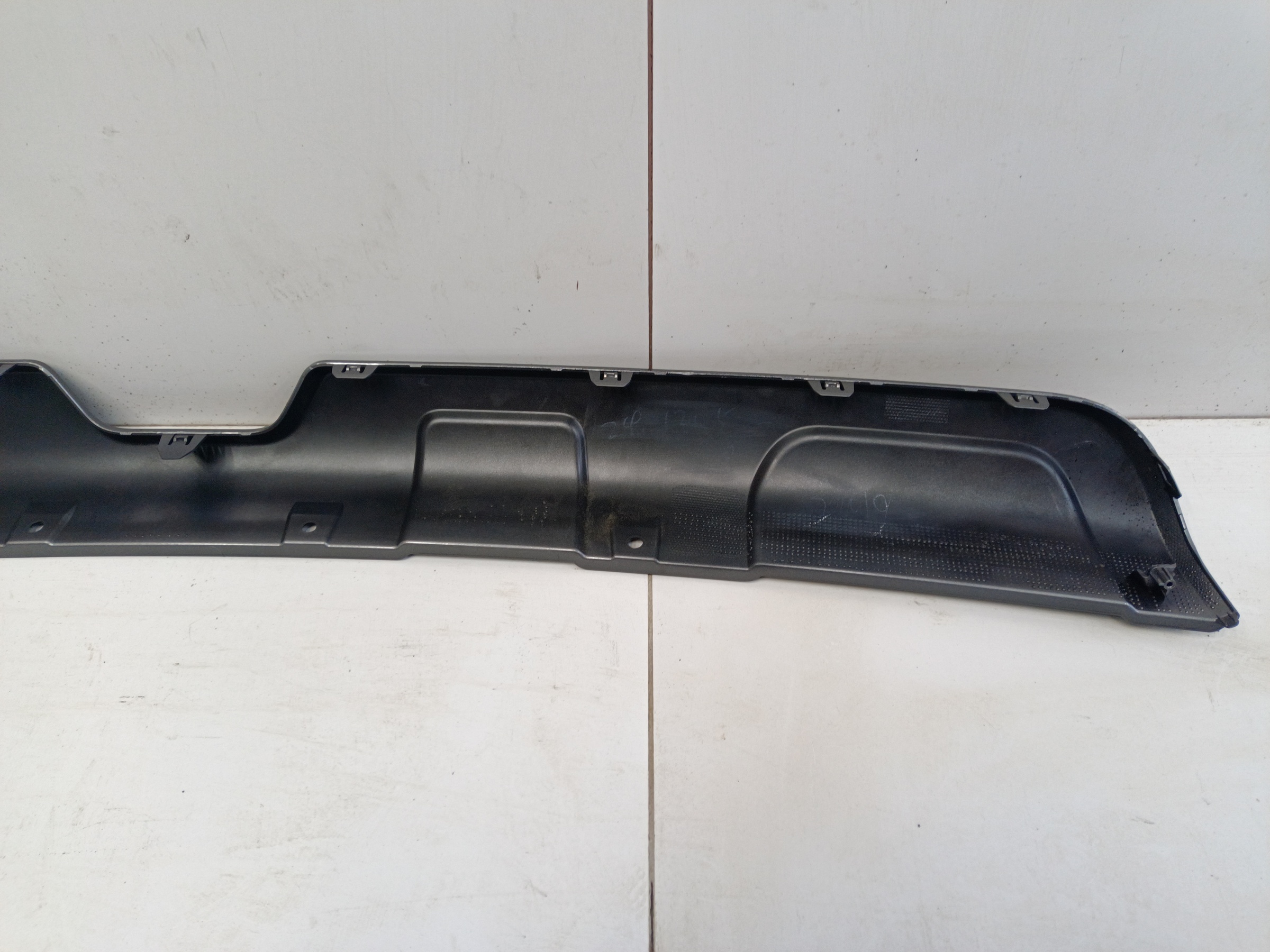 Накладка заднего бампера Haval H9