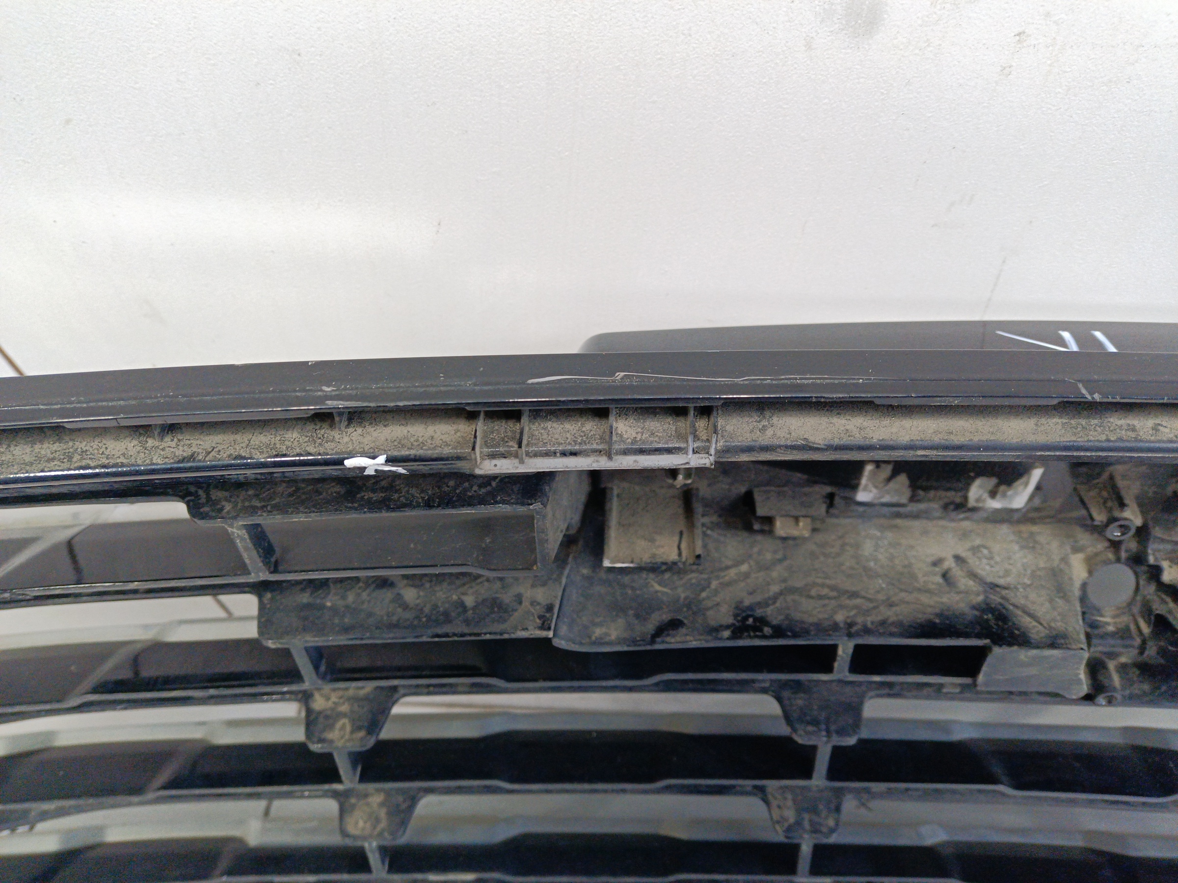 Решётка радиатора Haval Jolion под камеру