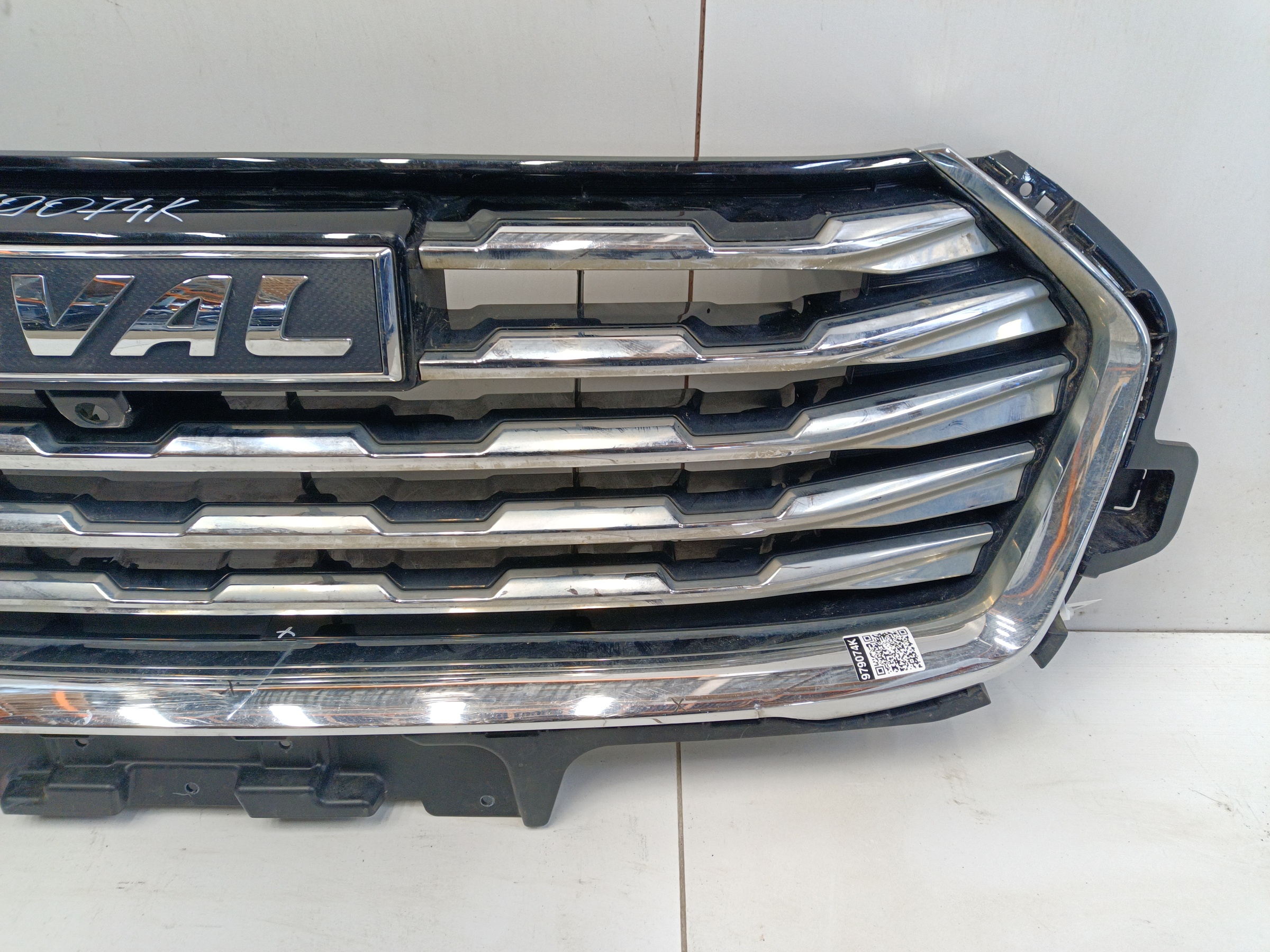 Решётка радиатора Haval Jolion под камеру