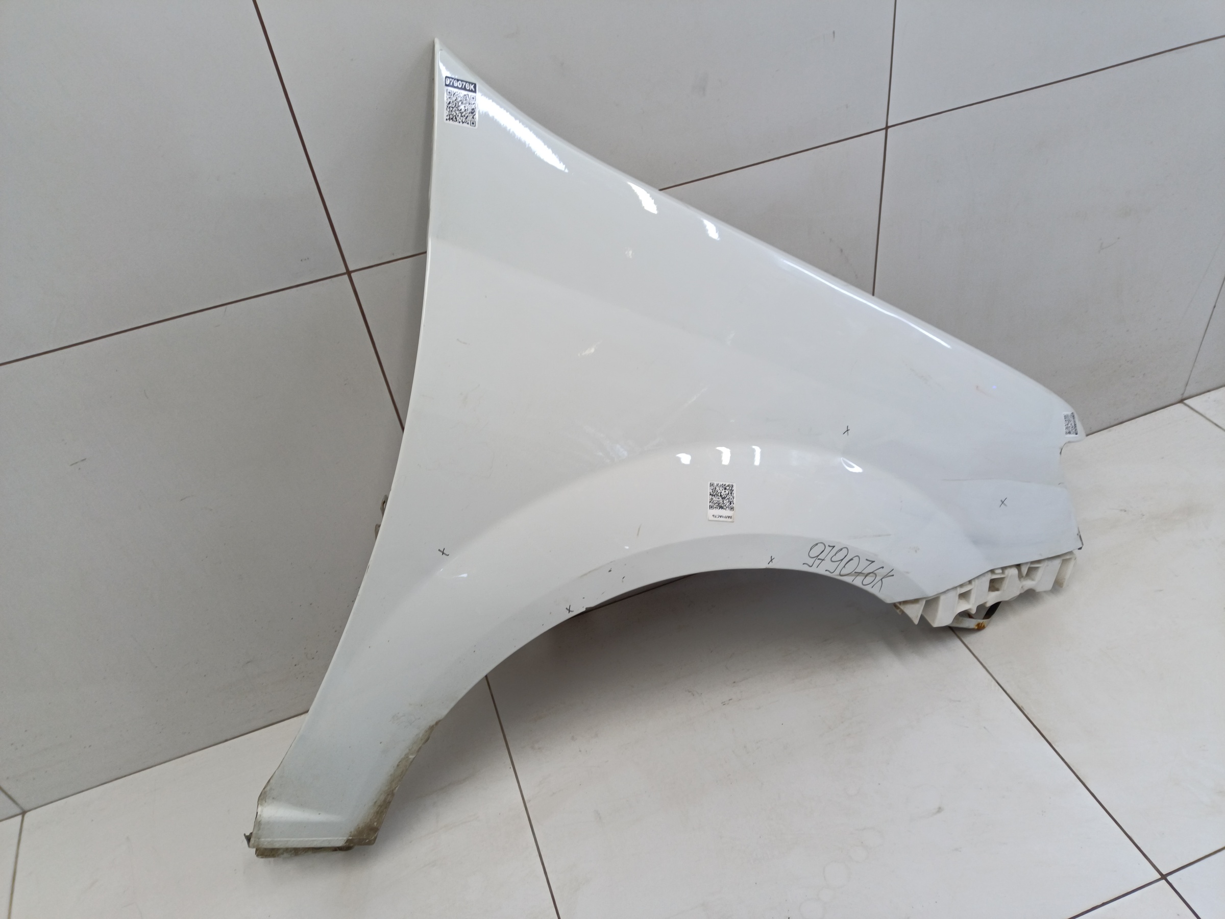 Крыло переднее правое Lada Largus 1 Restail