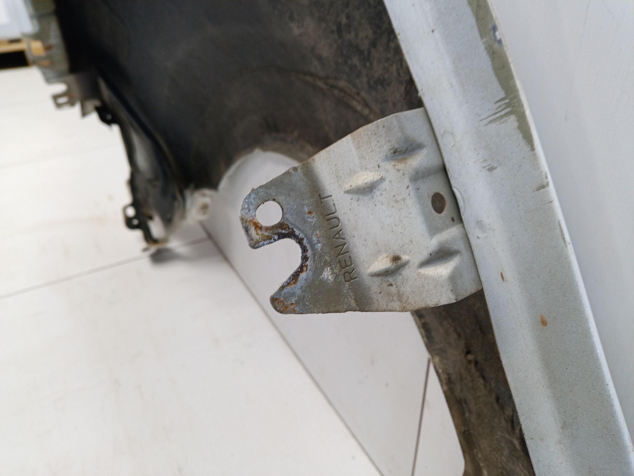 Крыло переднее правое Lada Largus 1 Restail