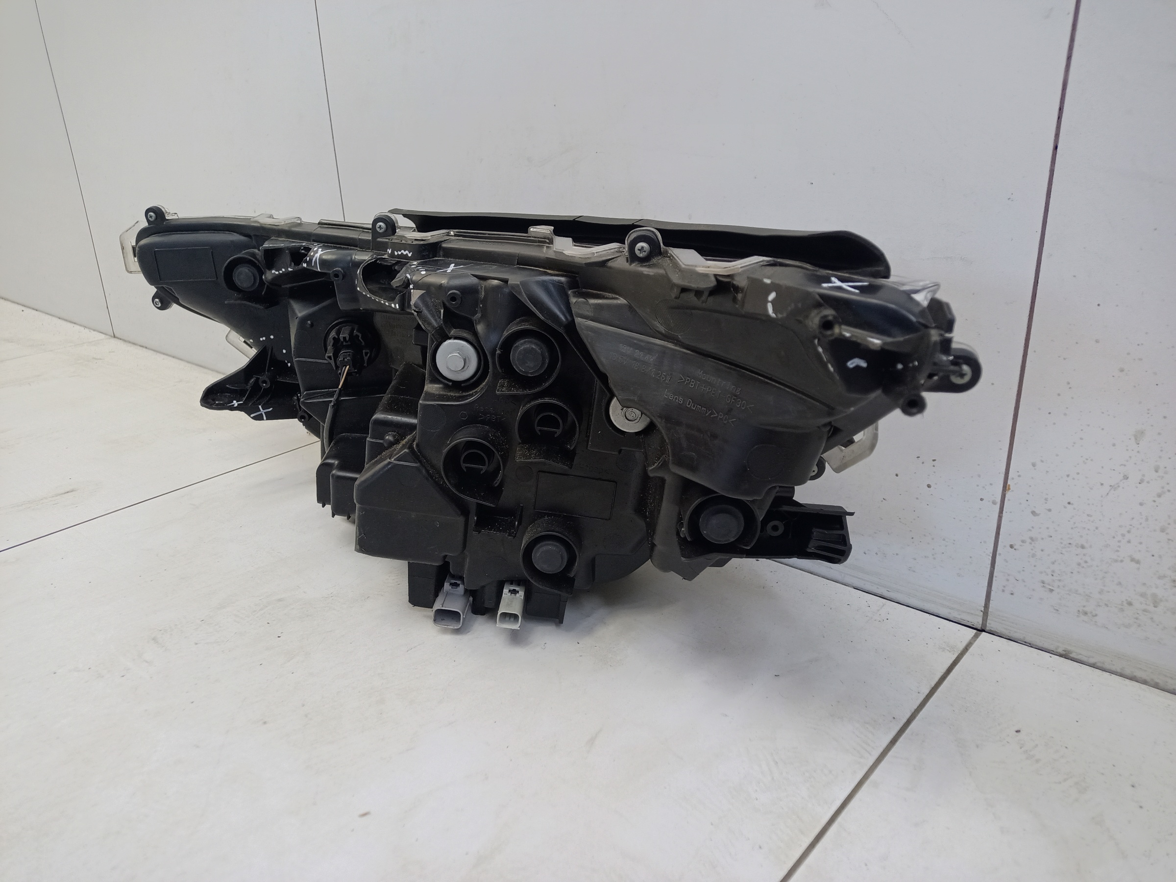 Фара передняя правая Toyota RAV4 XA50 Restail LED