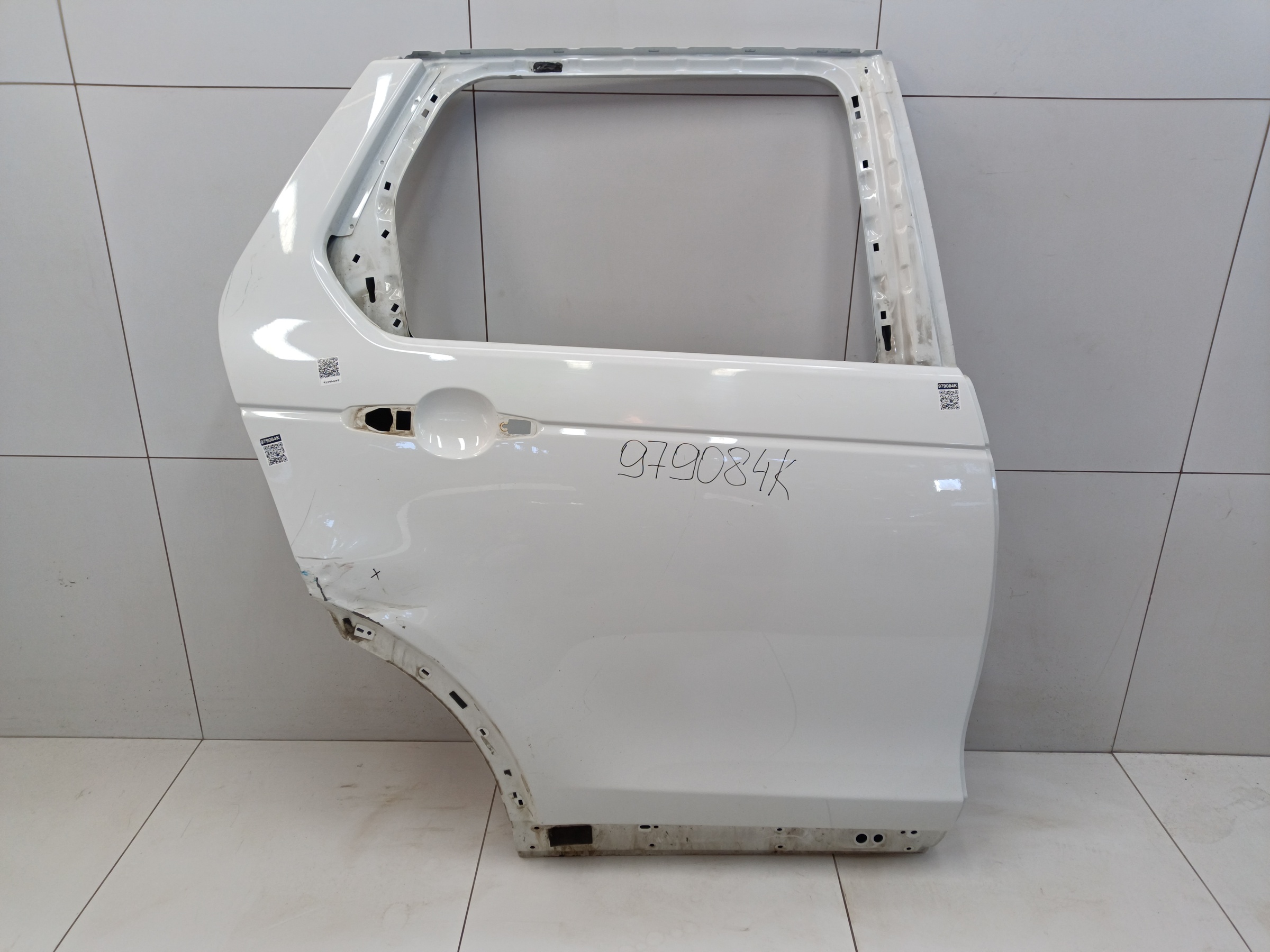 Дверь задняя правая Land Rover Discovery Sport