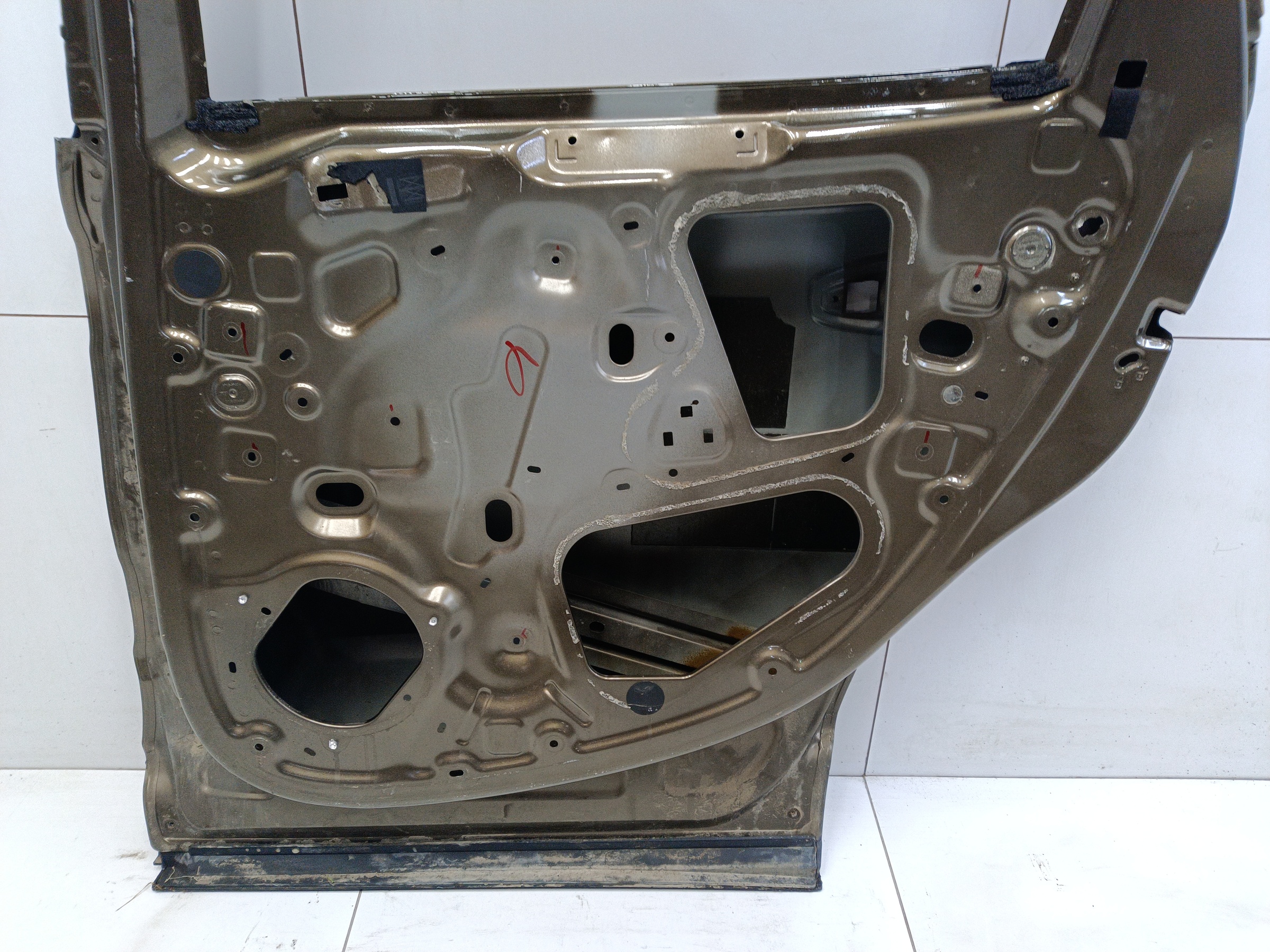 Дверь задняя правая Renault Arkana