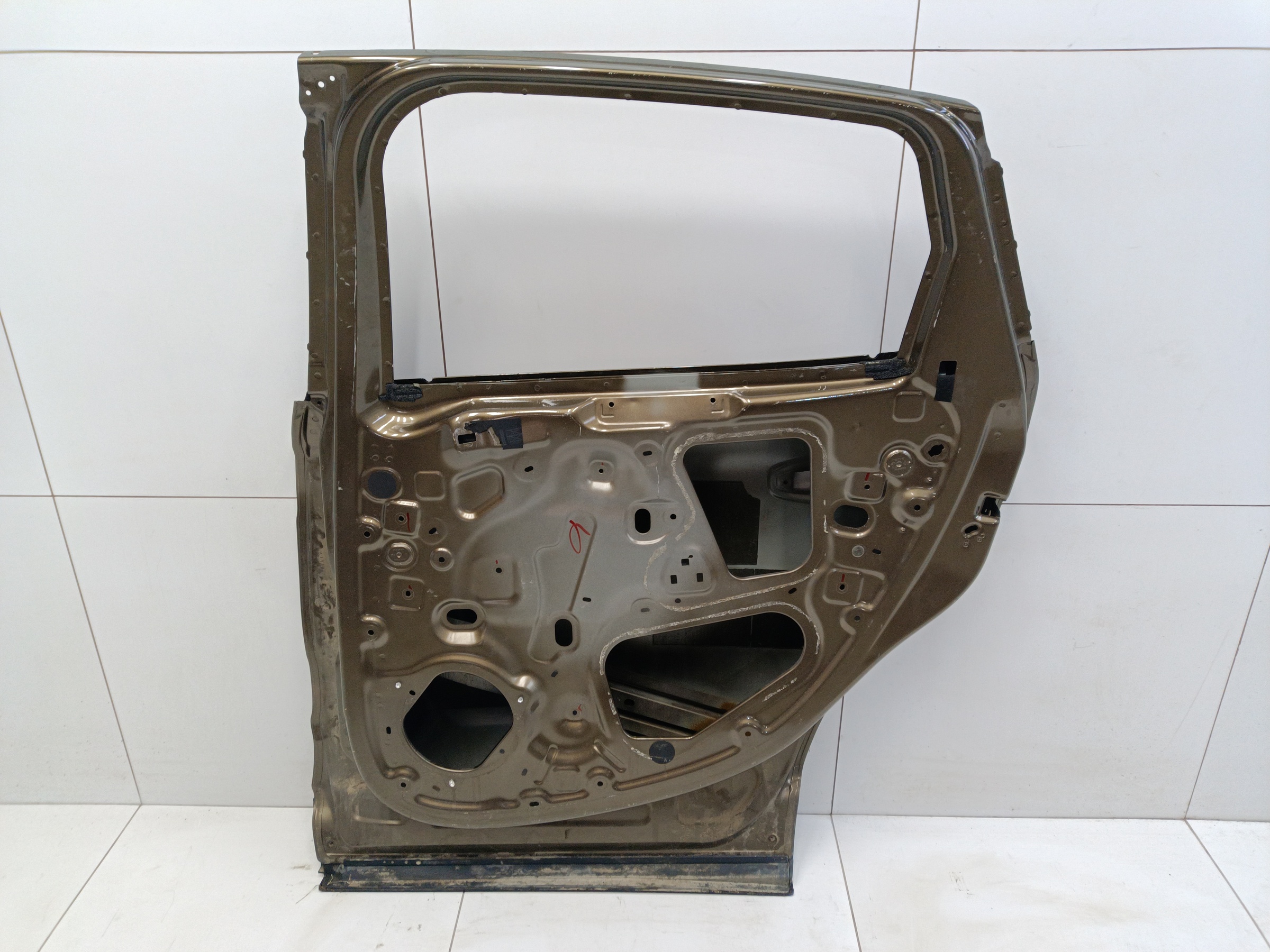 Дверь задняя правая Renault Arkana