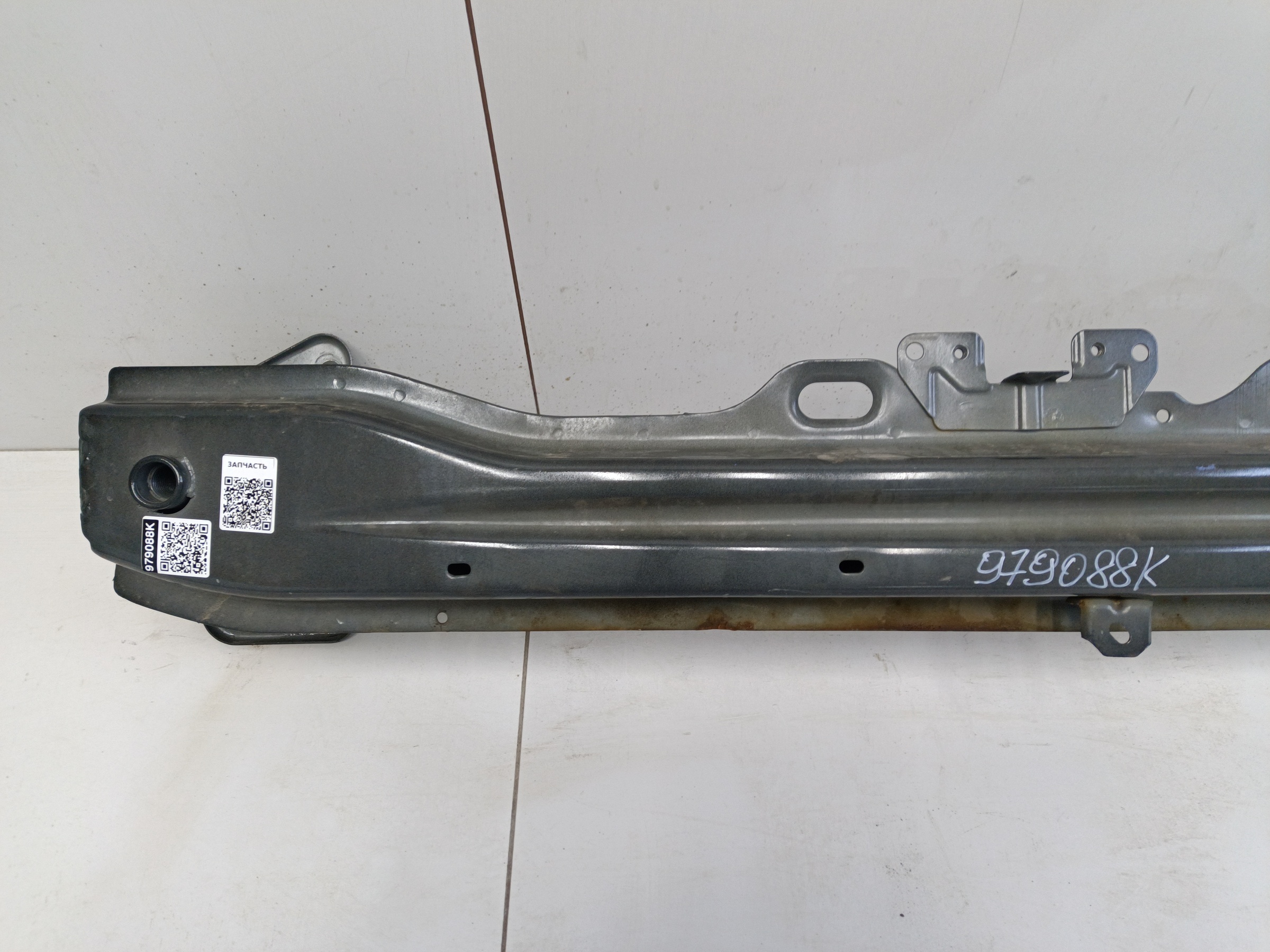 Усилитель переднего бампера Kaiyi E5