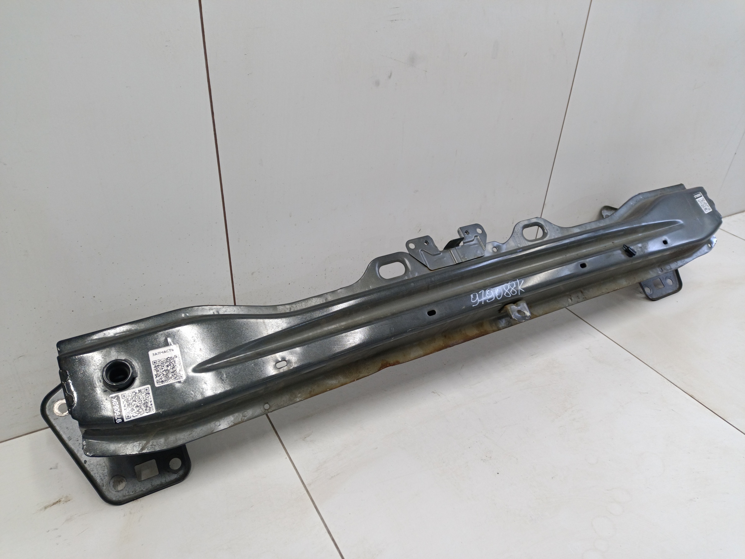 Усилитель переднего бампера Kaiyi E5