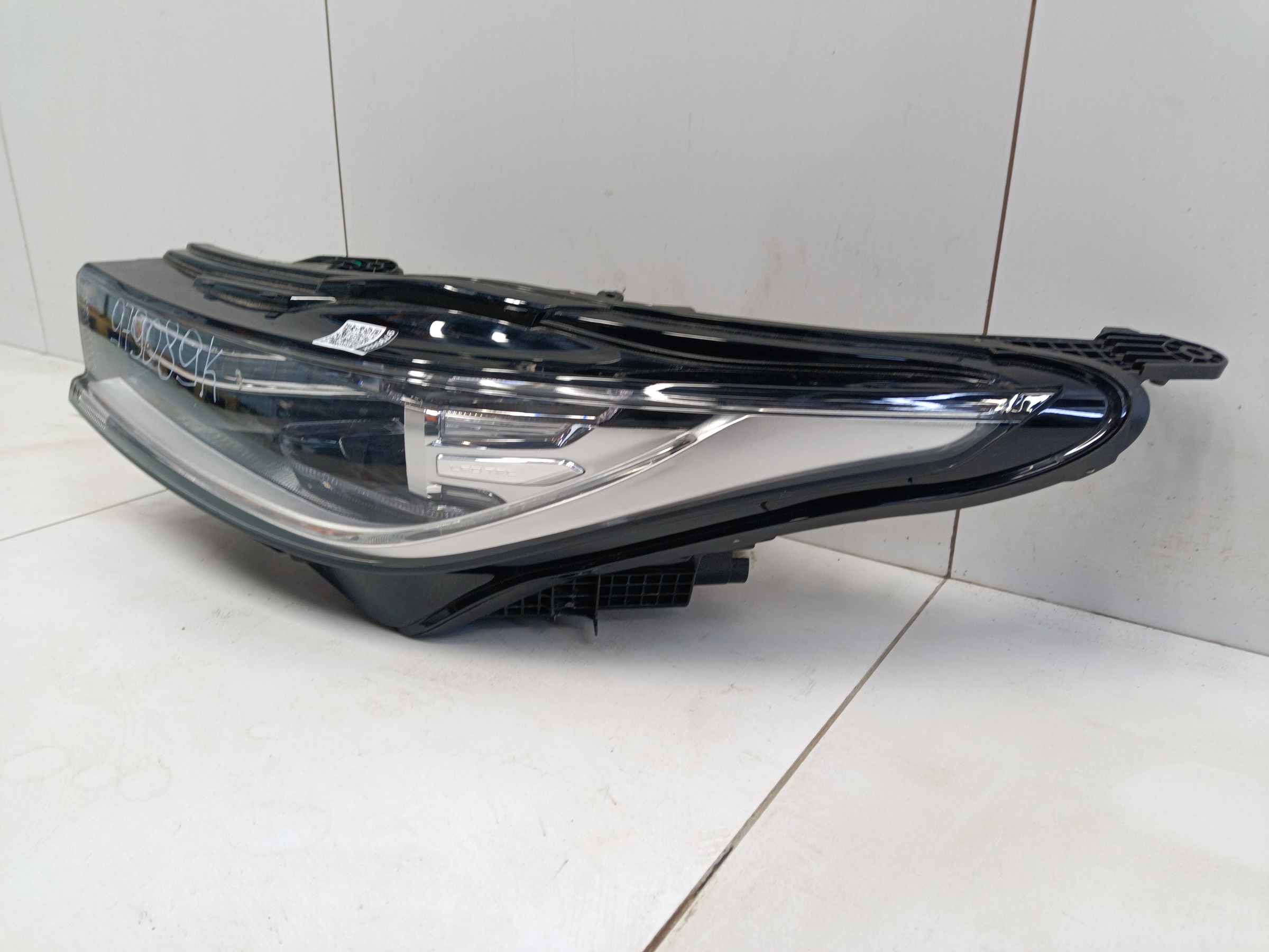 Фара передняя левая Exeed TXL LED