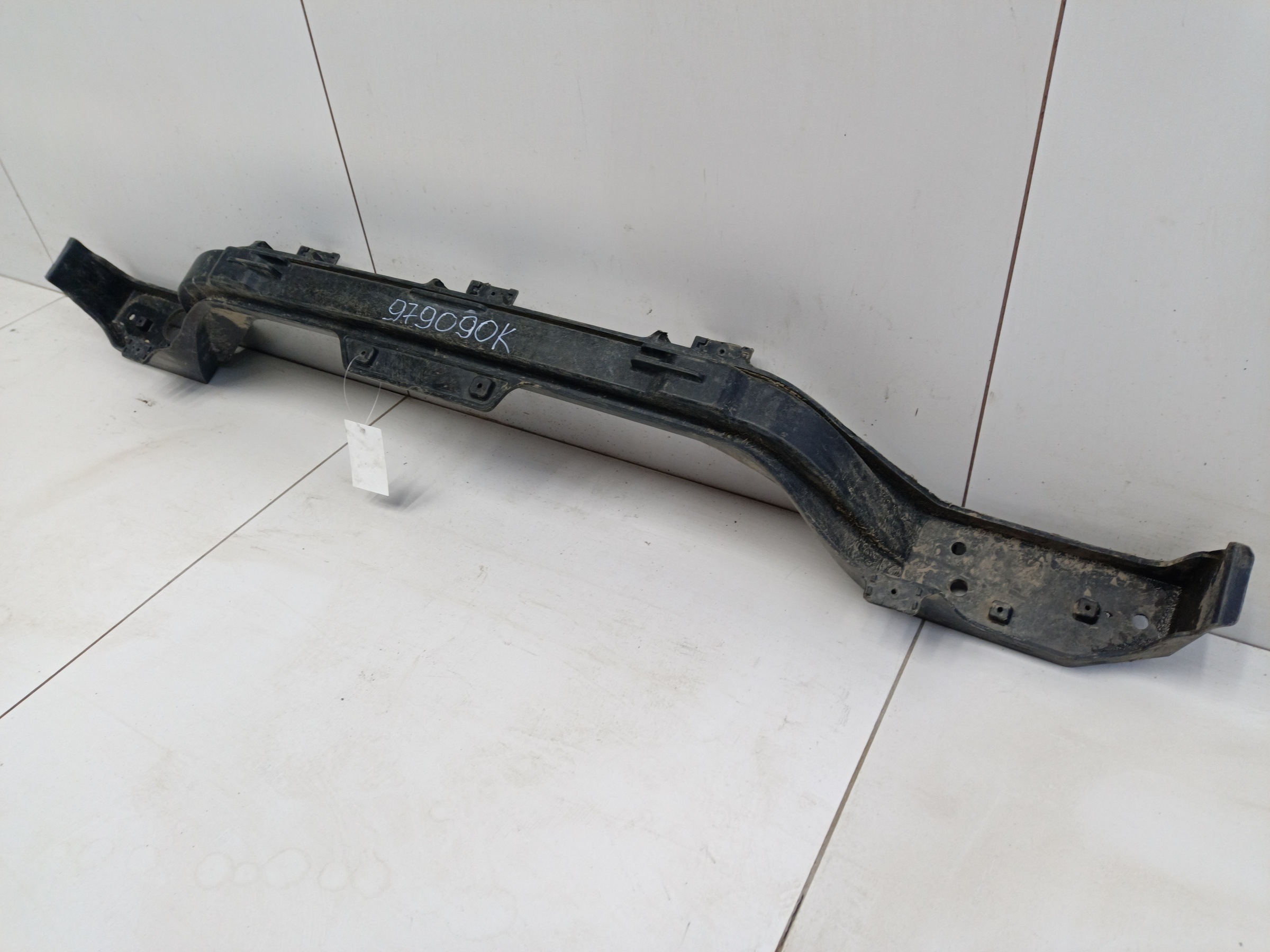 Усилитель заднего бампера Hyundai Tucson 4