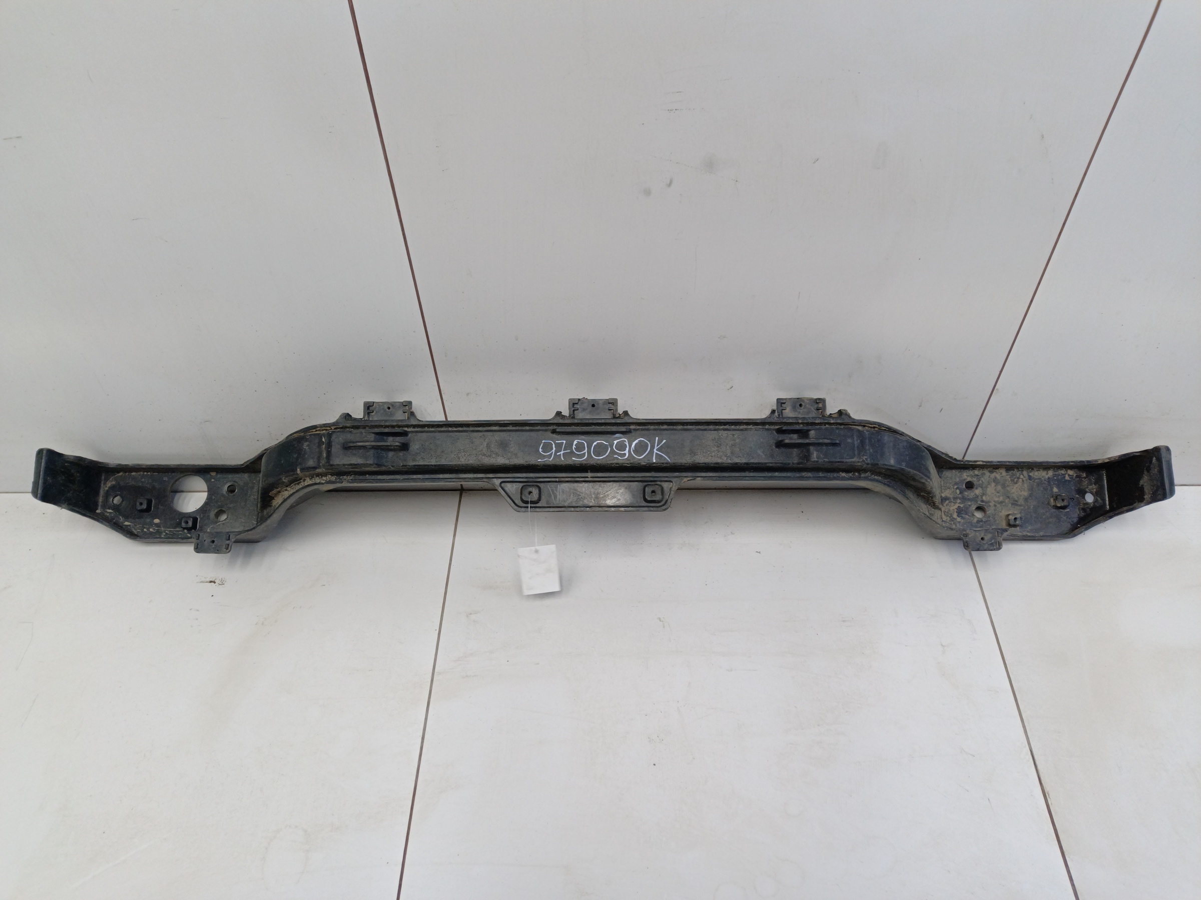 Усилитель заднего бампера Hyundai Tucson 4