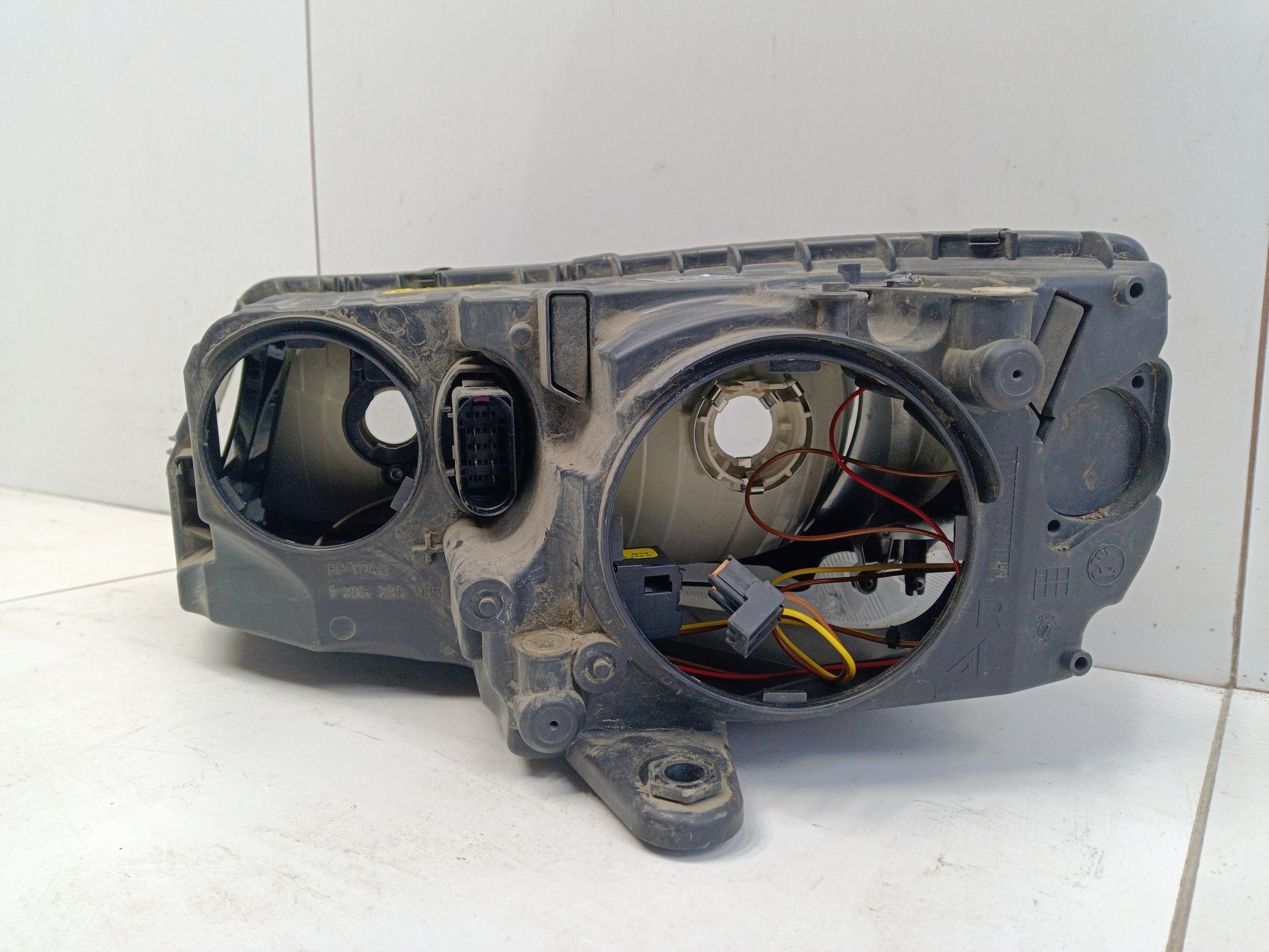 Фара передняя правая Skoda Octavia A7 галоген