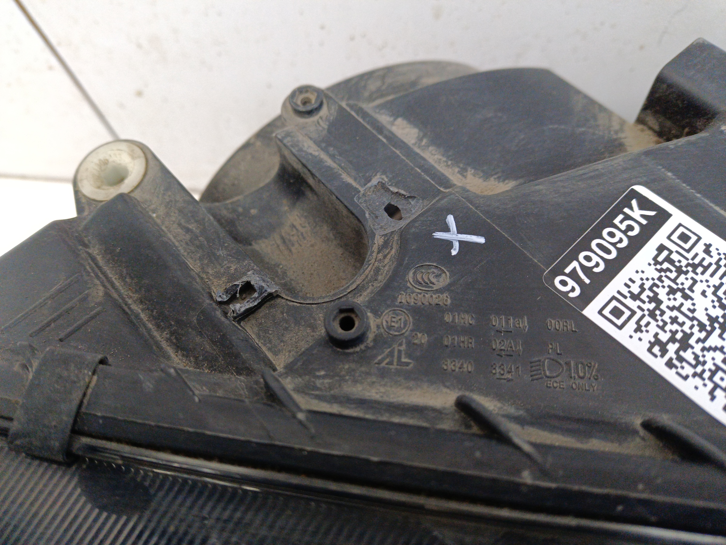 Фара передняя правая Skoda Octavia A7 галоген