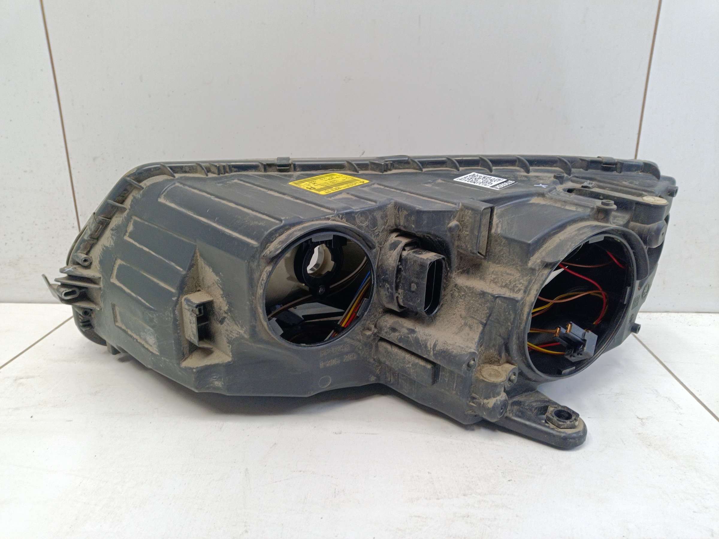 Фара передняя правая Skoda Octavia A7 галоген