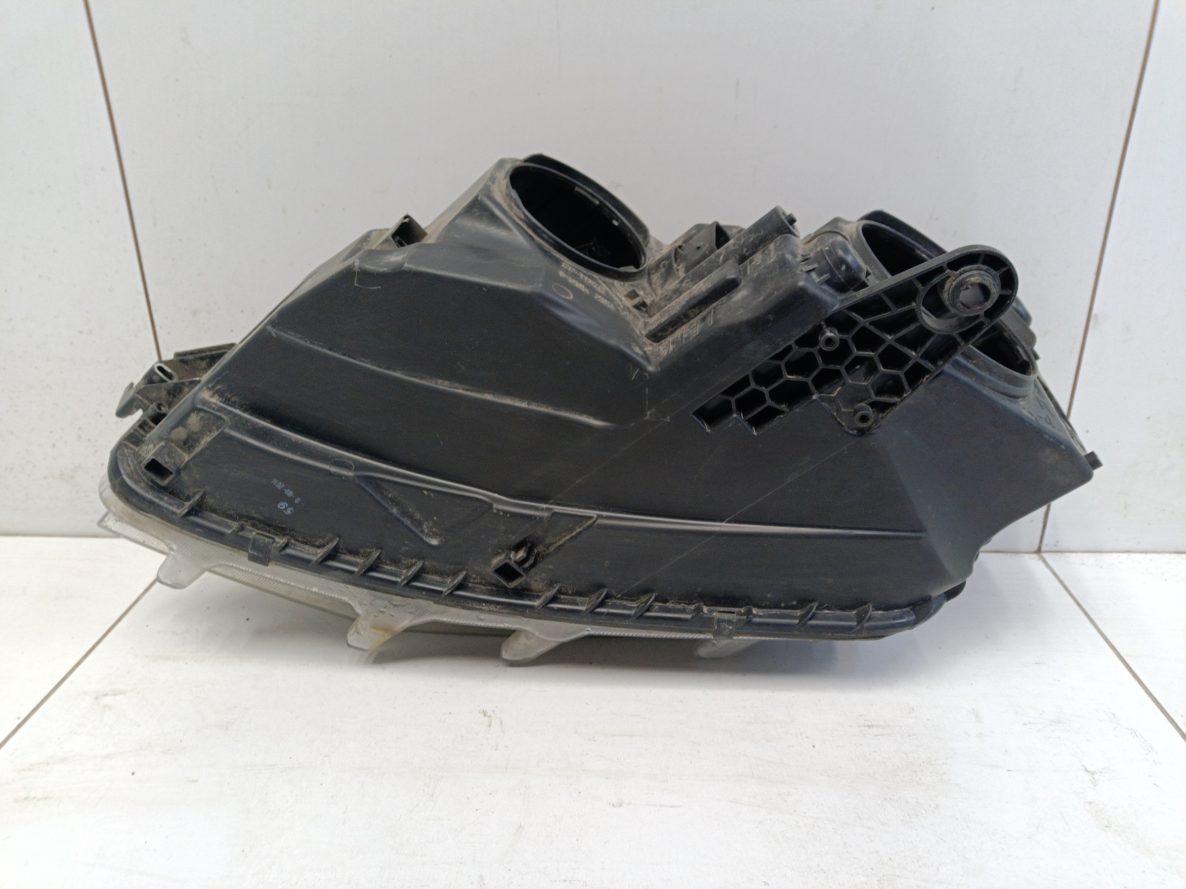 Фара передняя правая Skoda Octavia A7 галоген