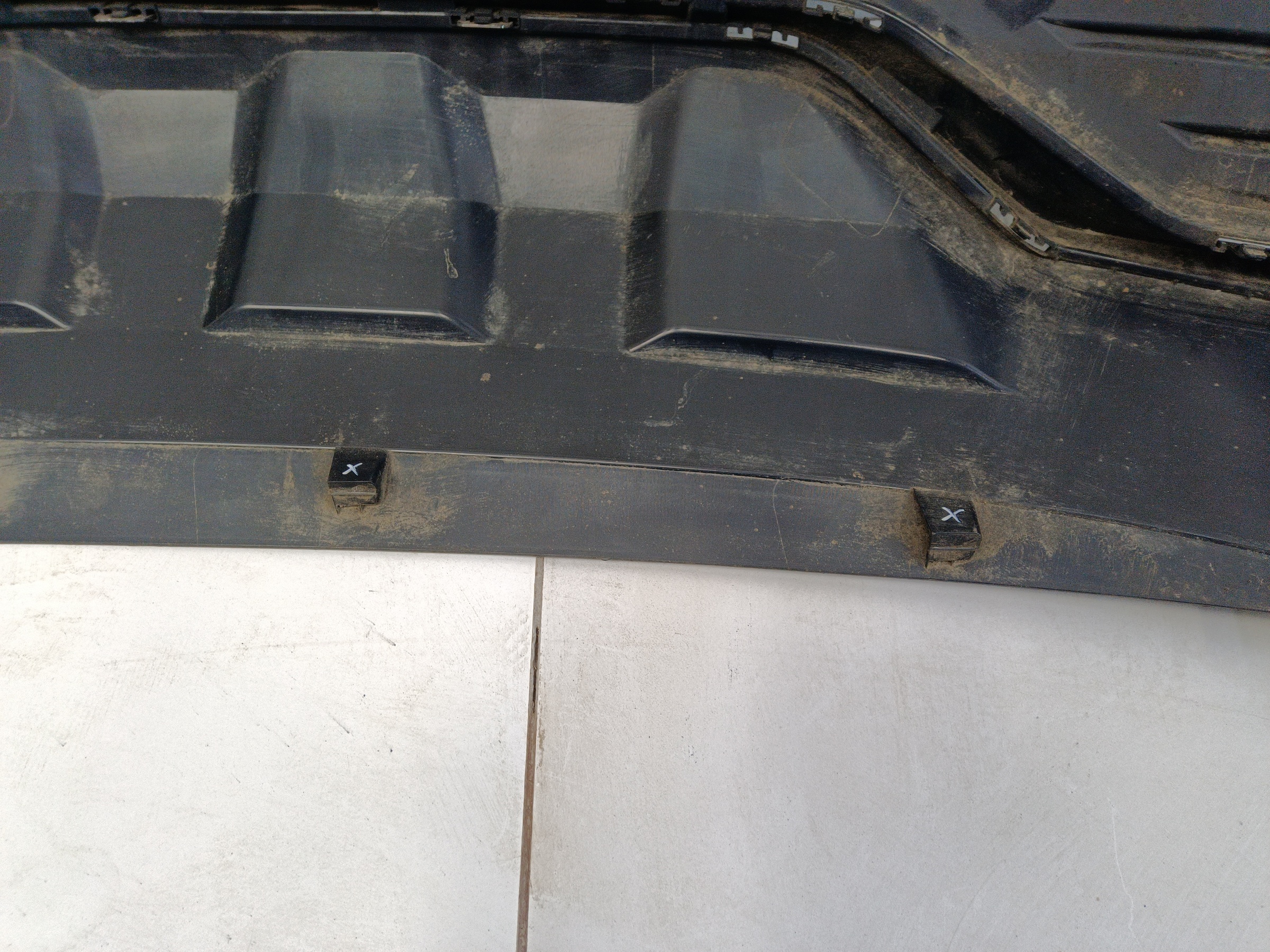 Юбка заднего бампера Geely Monjaro