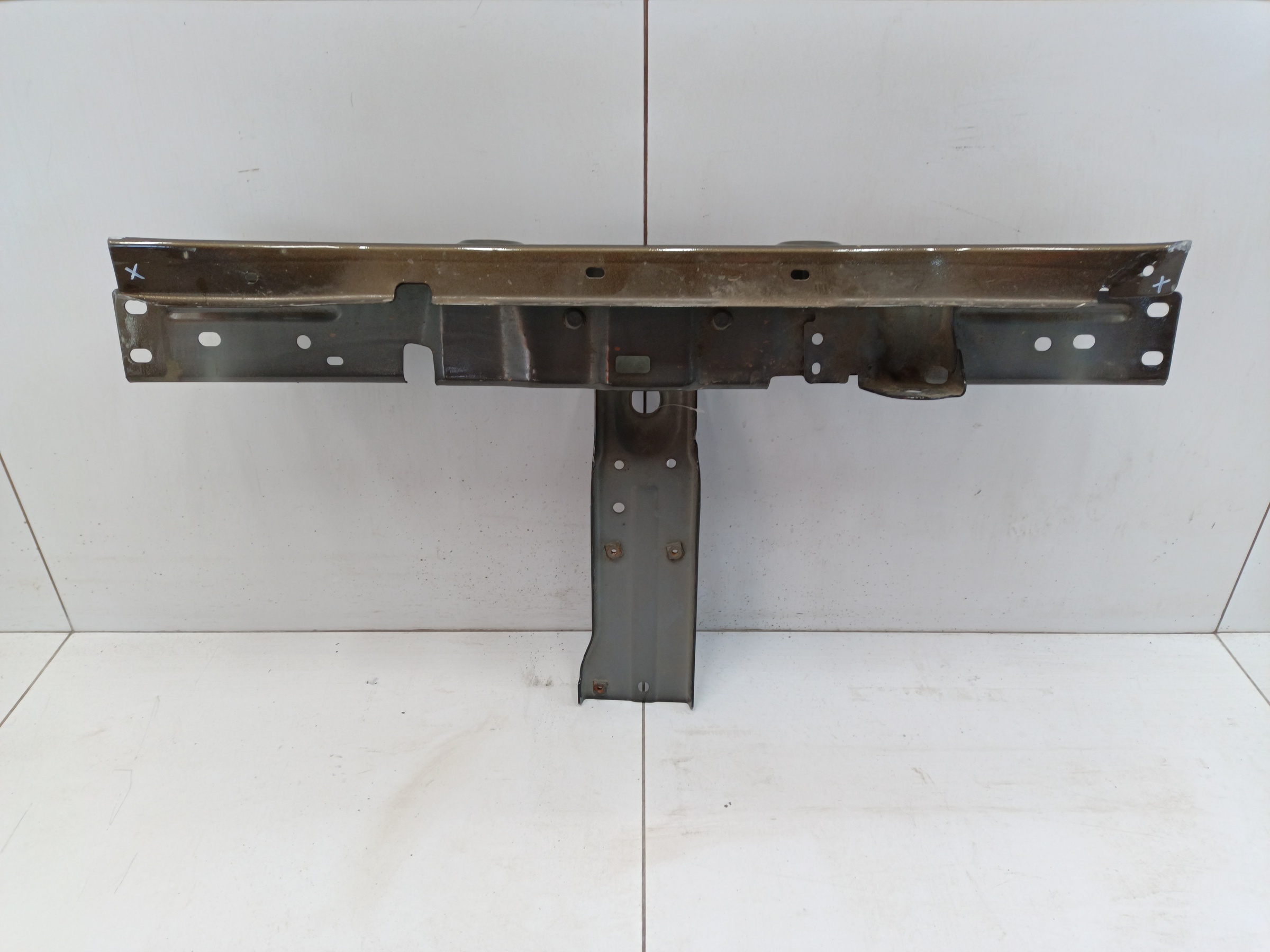 Панель передняя центральная часть Renault Duster 2