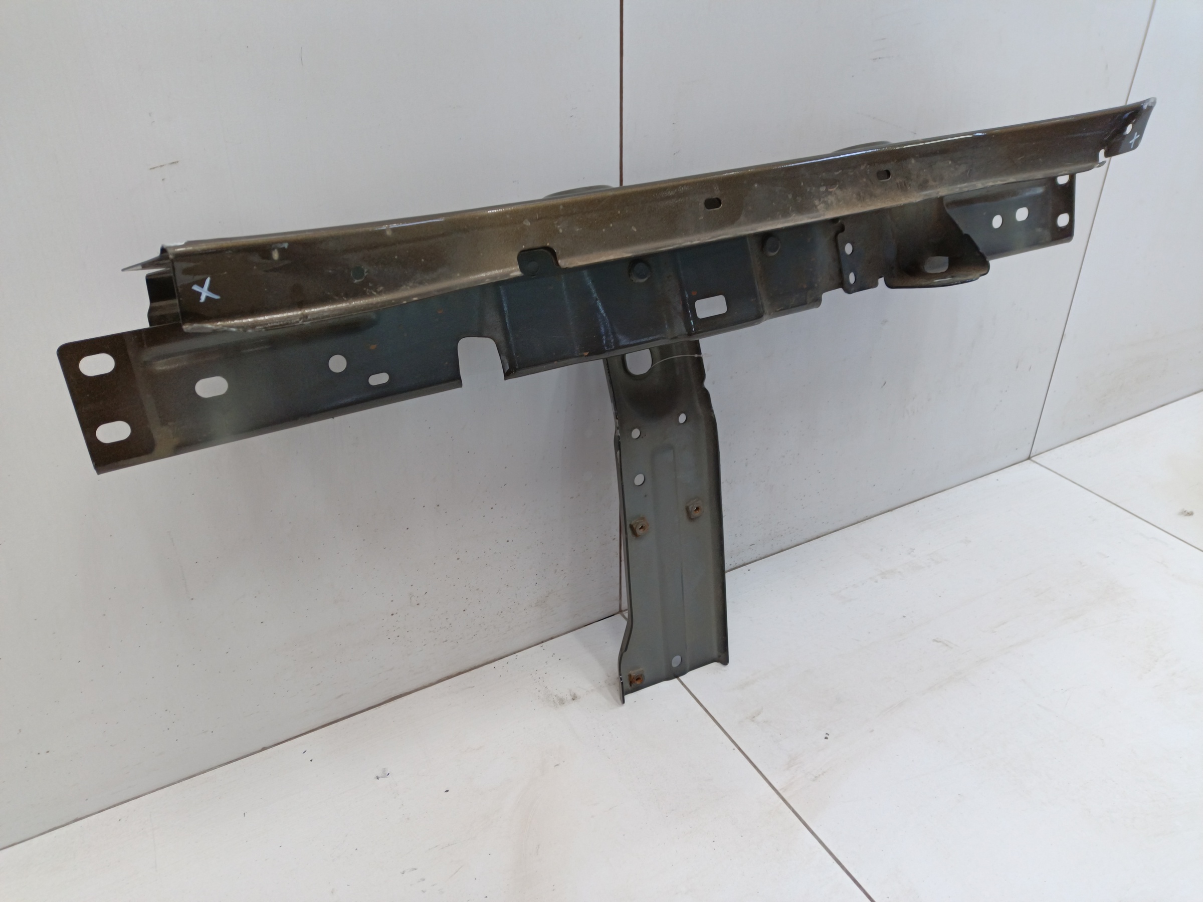 Панель передняя центральная часть Renault Duster 2