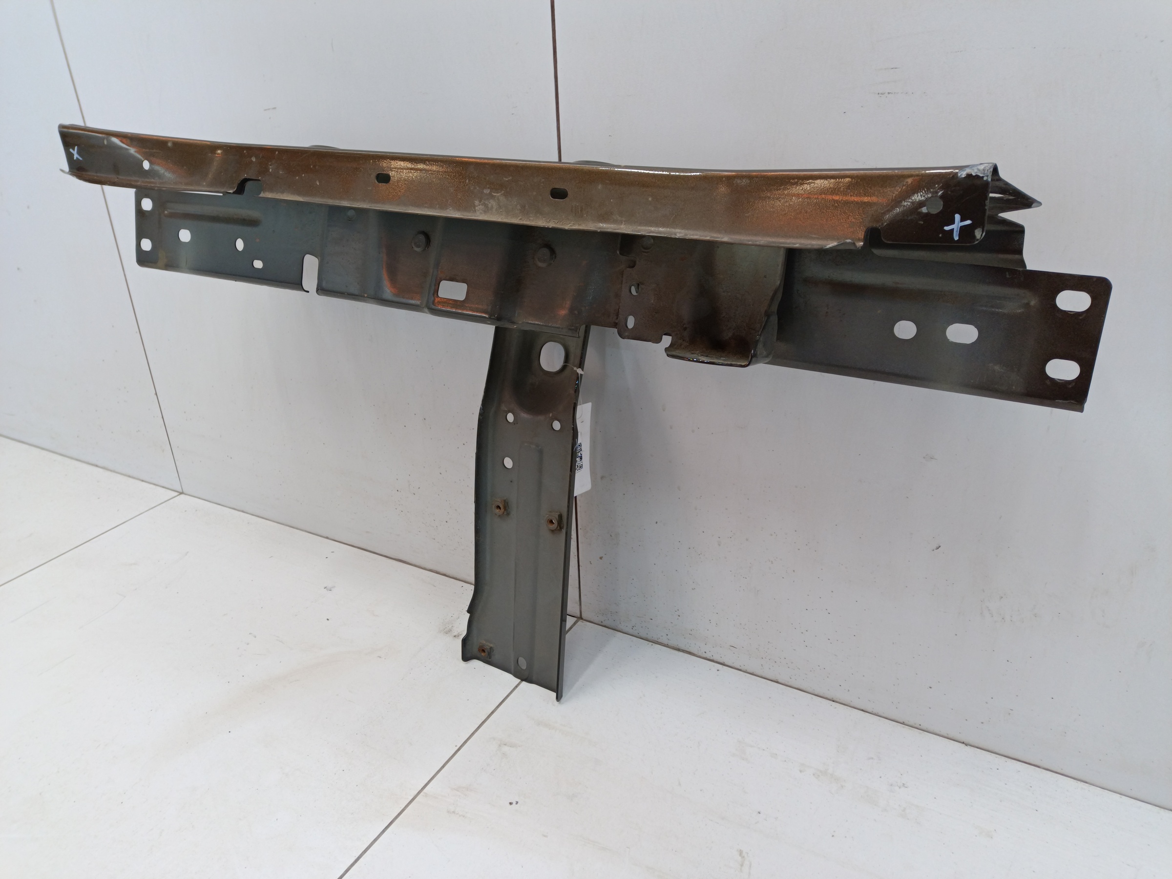 Панель передняя центральная часть Renault Duster 2