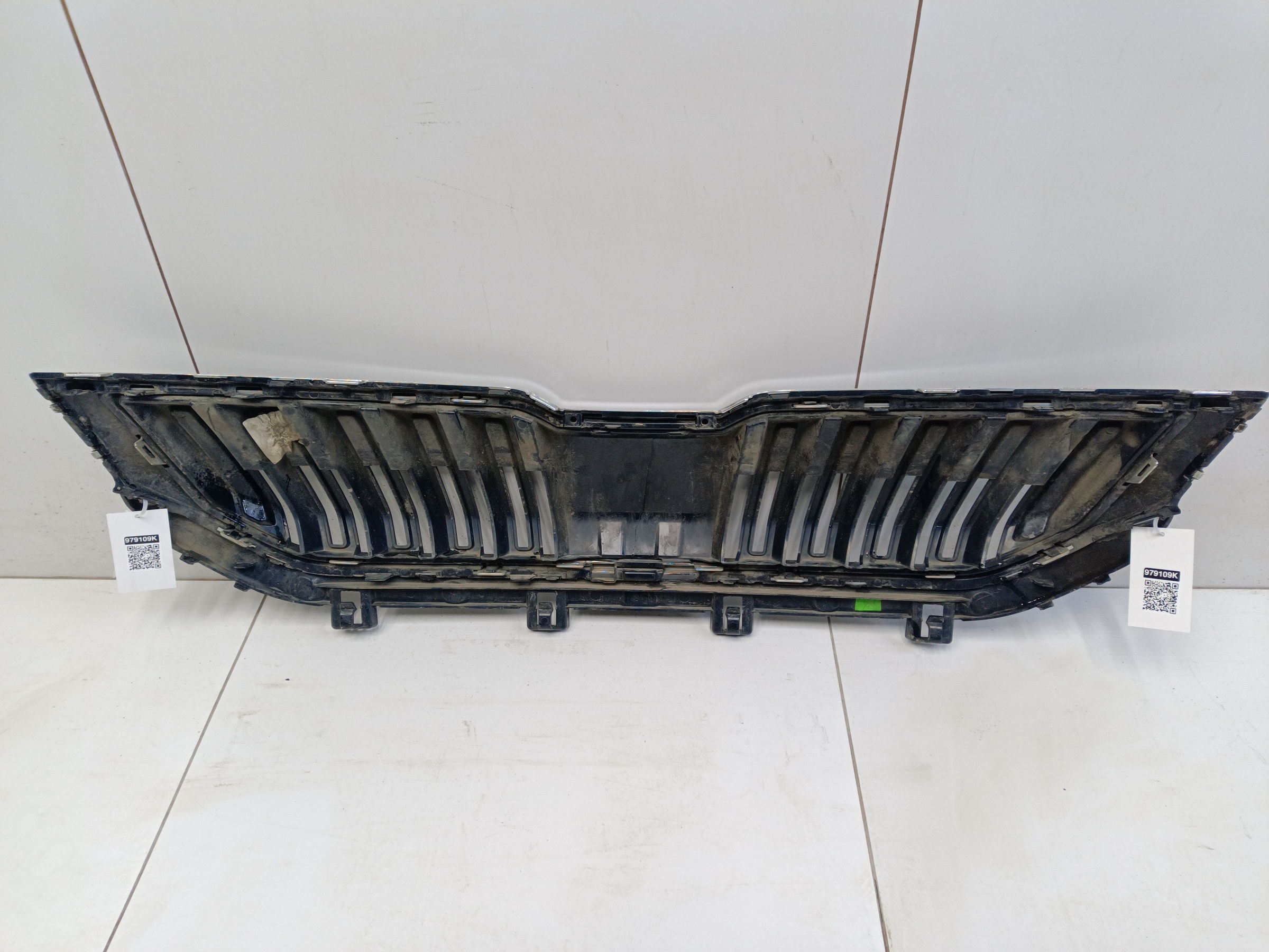 Решетка радиатора Skoda Karoq