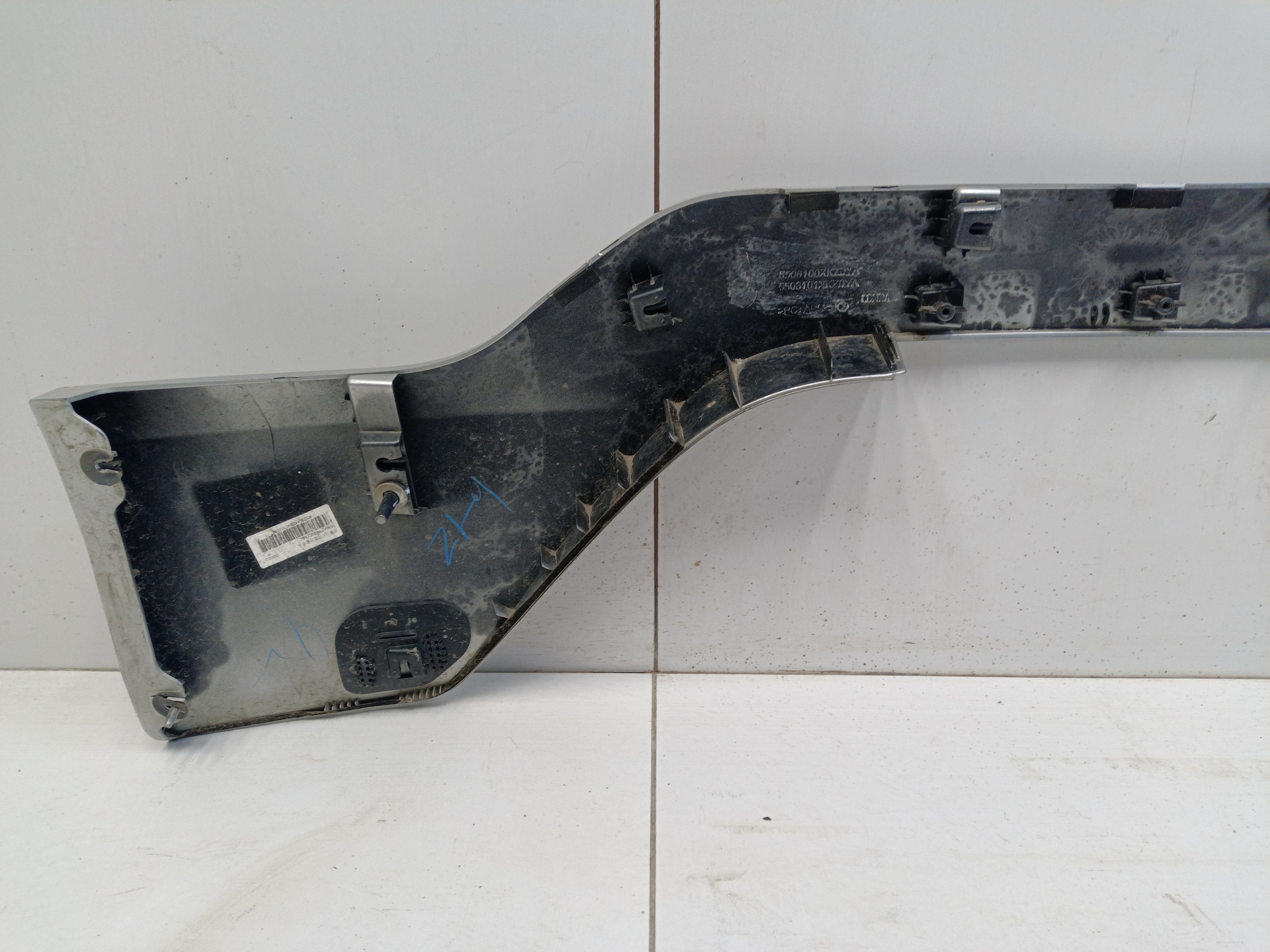 Накладка крышки багажника Haval M6 2