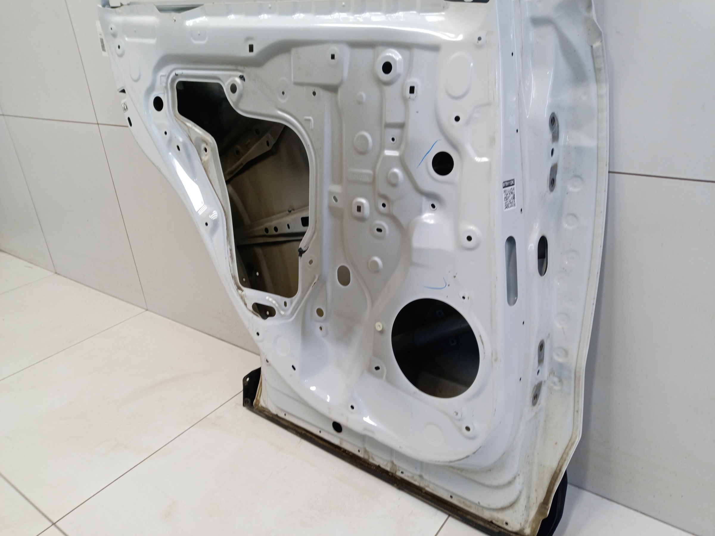 Дверь задняя левая Toyota RAV4 XA50