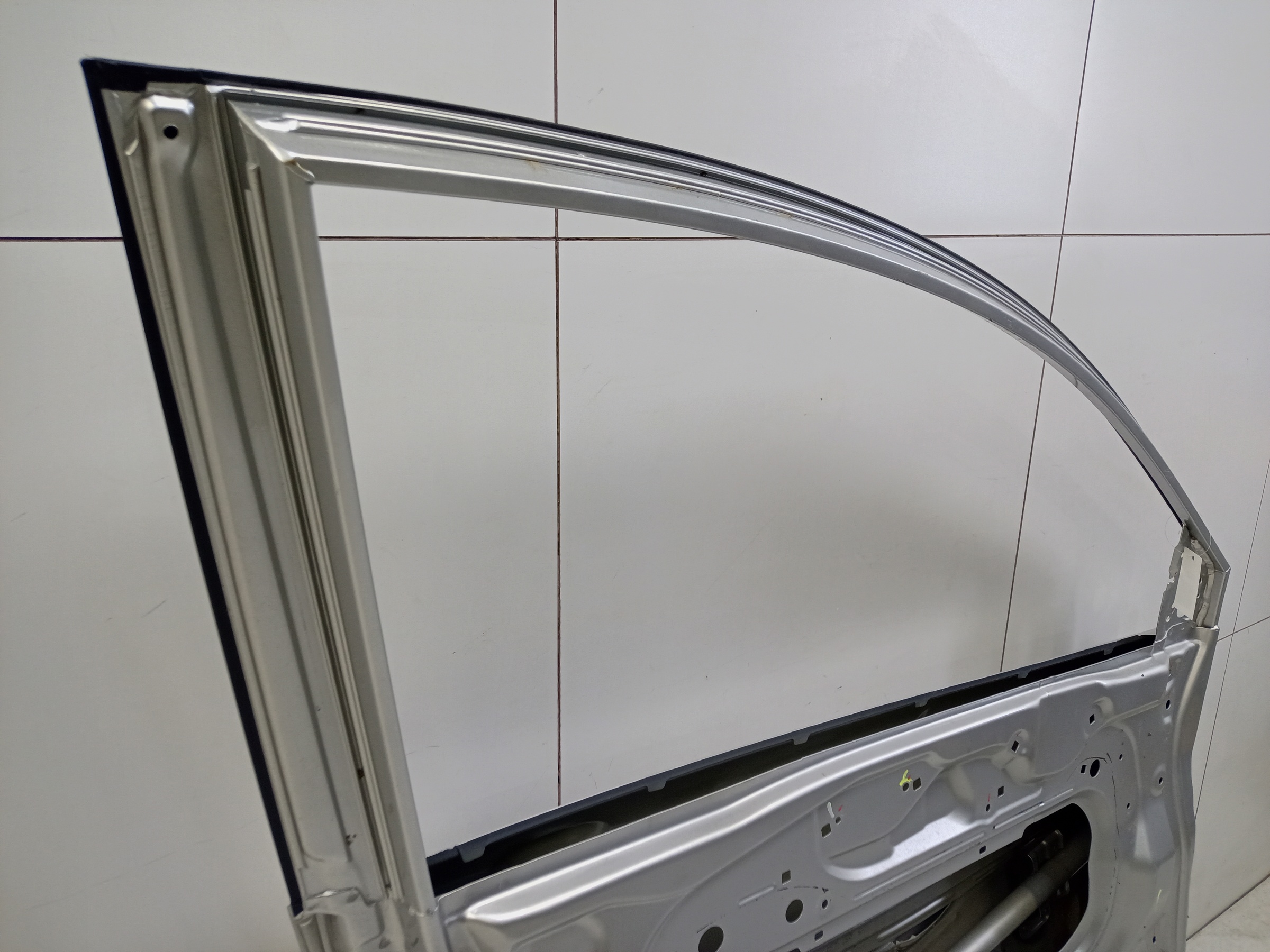 Дверь передняя левая Haval M6 2