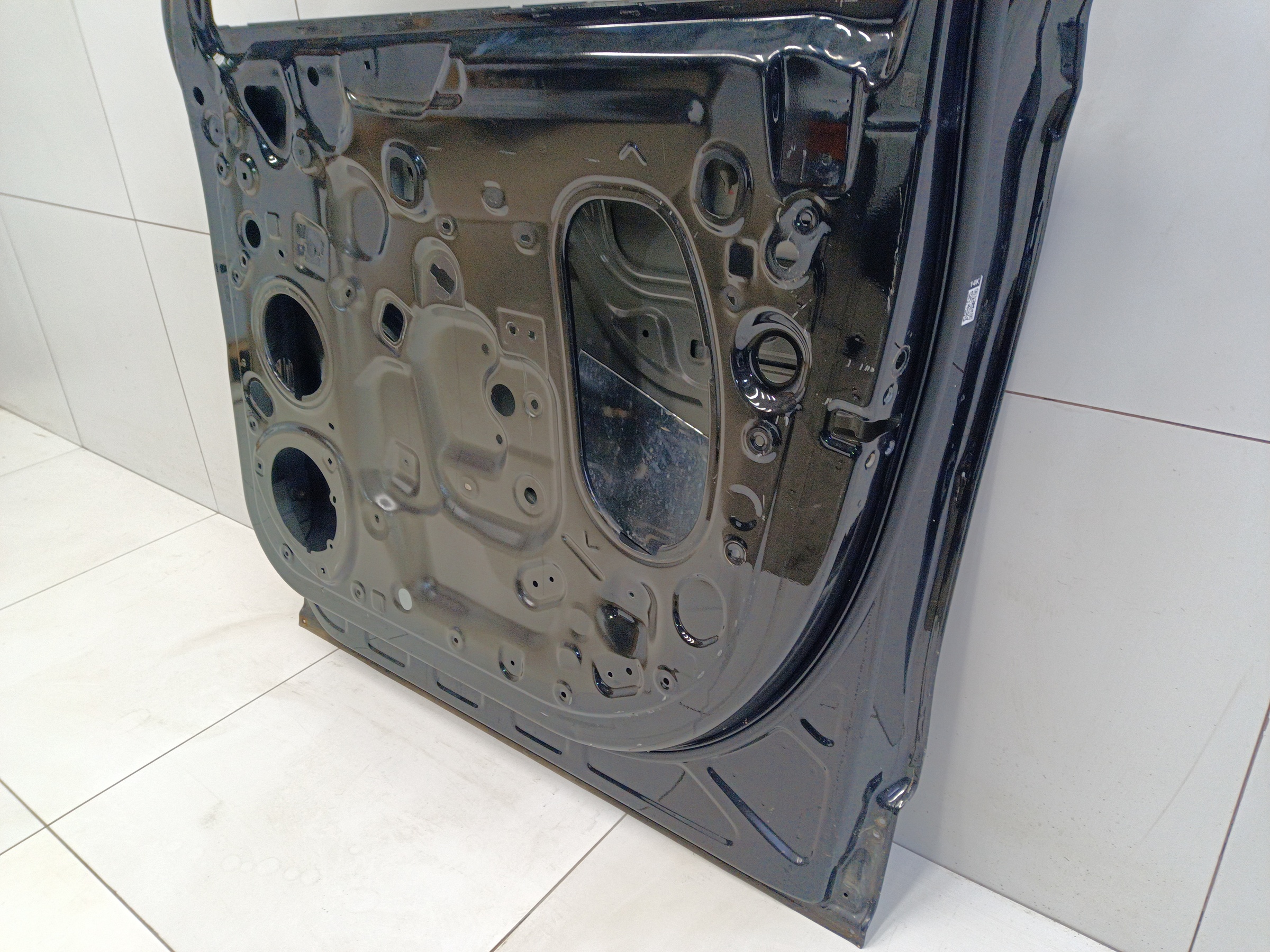 Дверь передняя правая Hongqi E-HS9