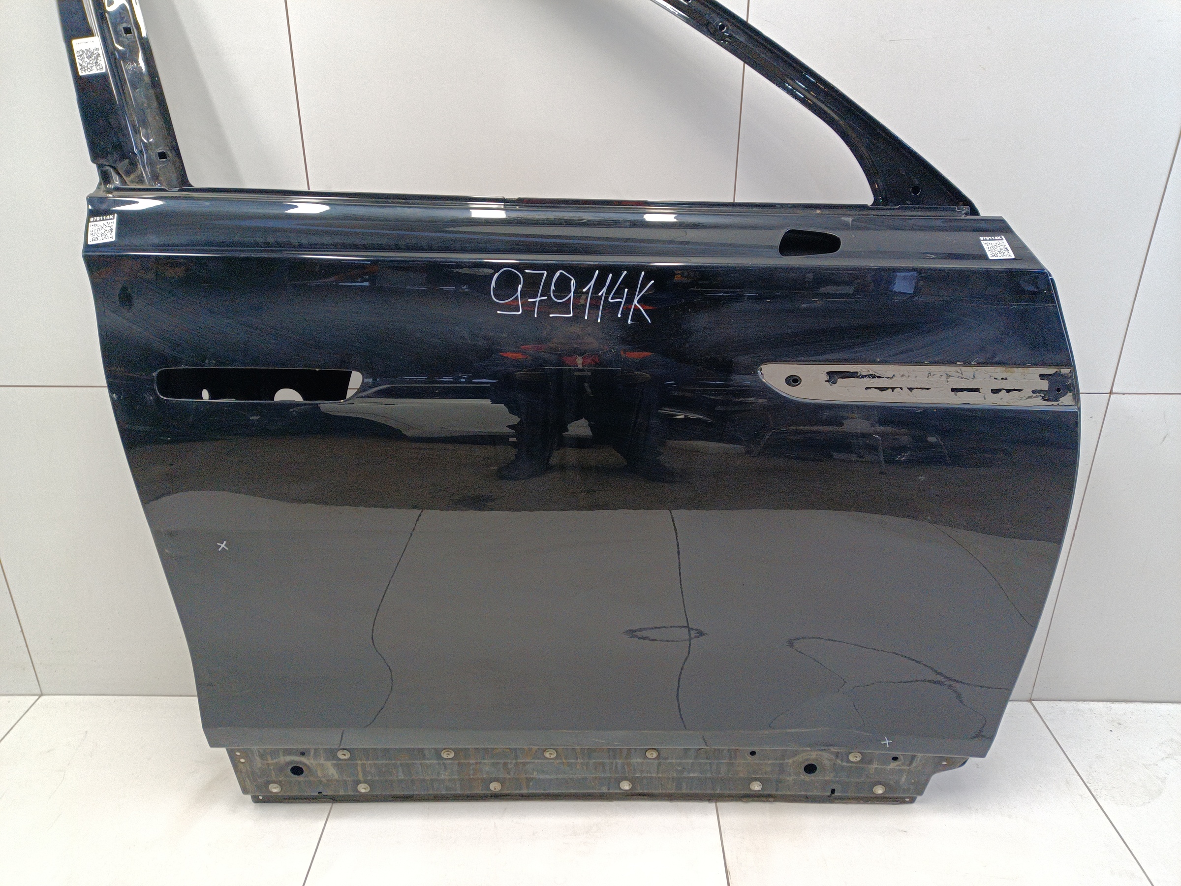 Дверь передняя правая Hongqi E-HS9