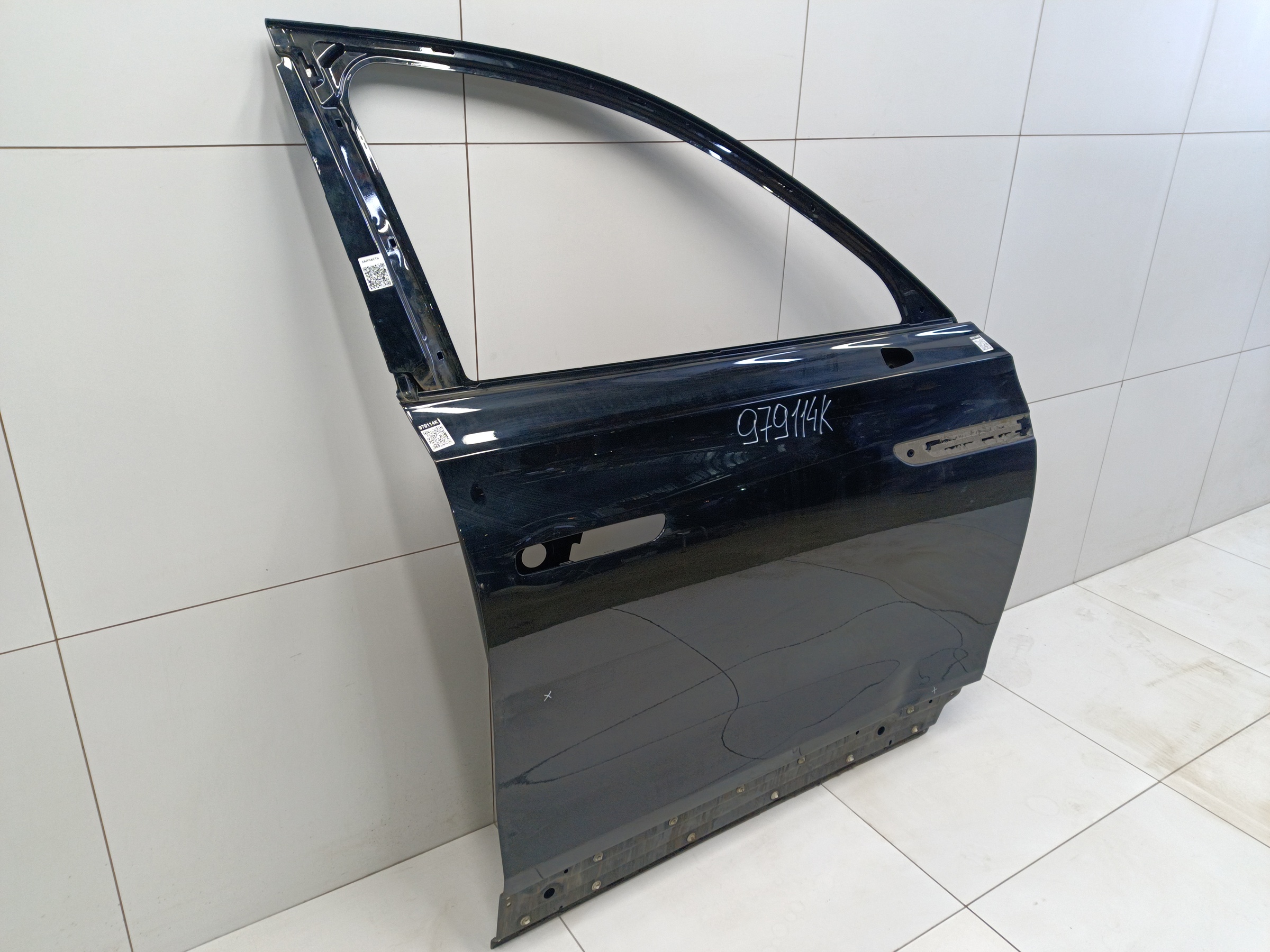 Дверь передняя правая Hongqi E-HS9