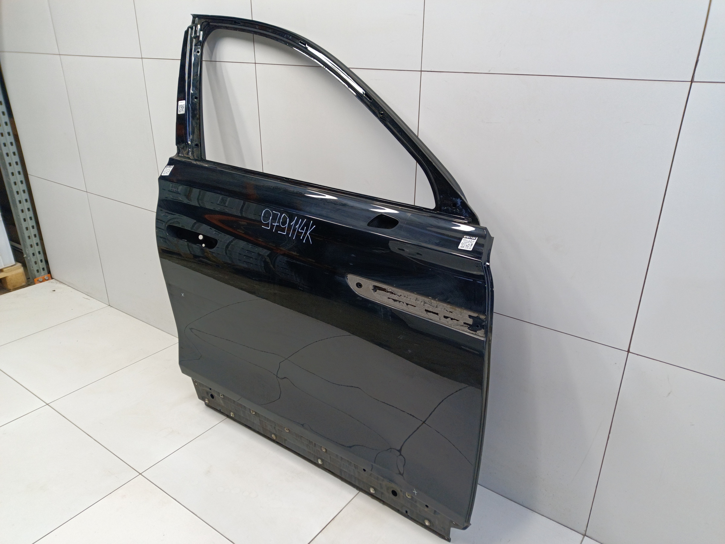 Дверь передняя правая Hongqi E-HS9