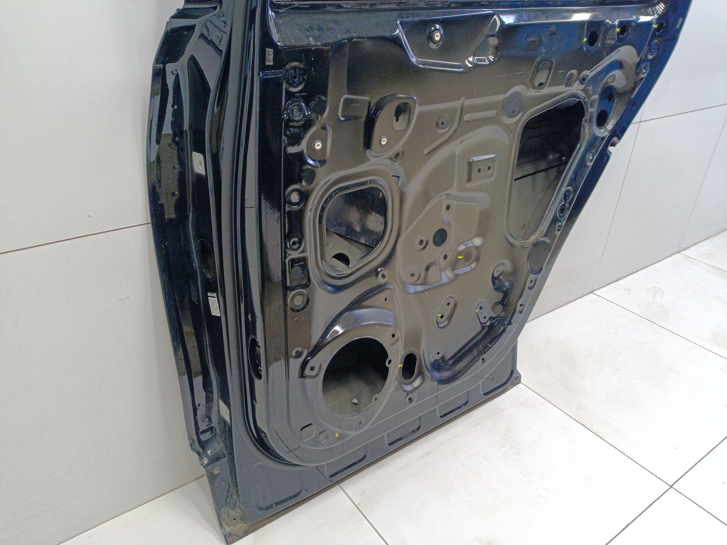 Дверь задняя правая Hongqi E-HS9