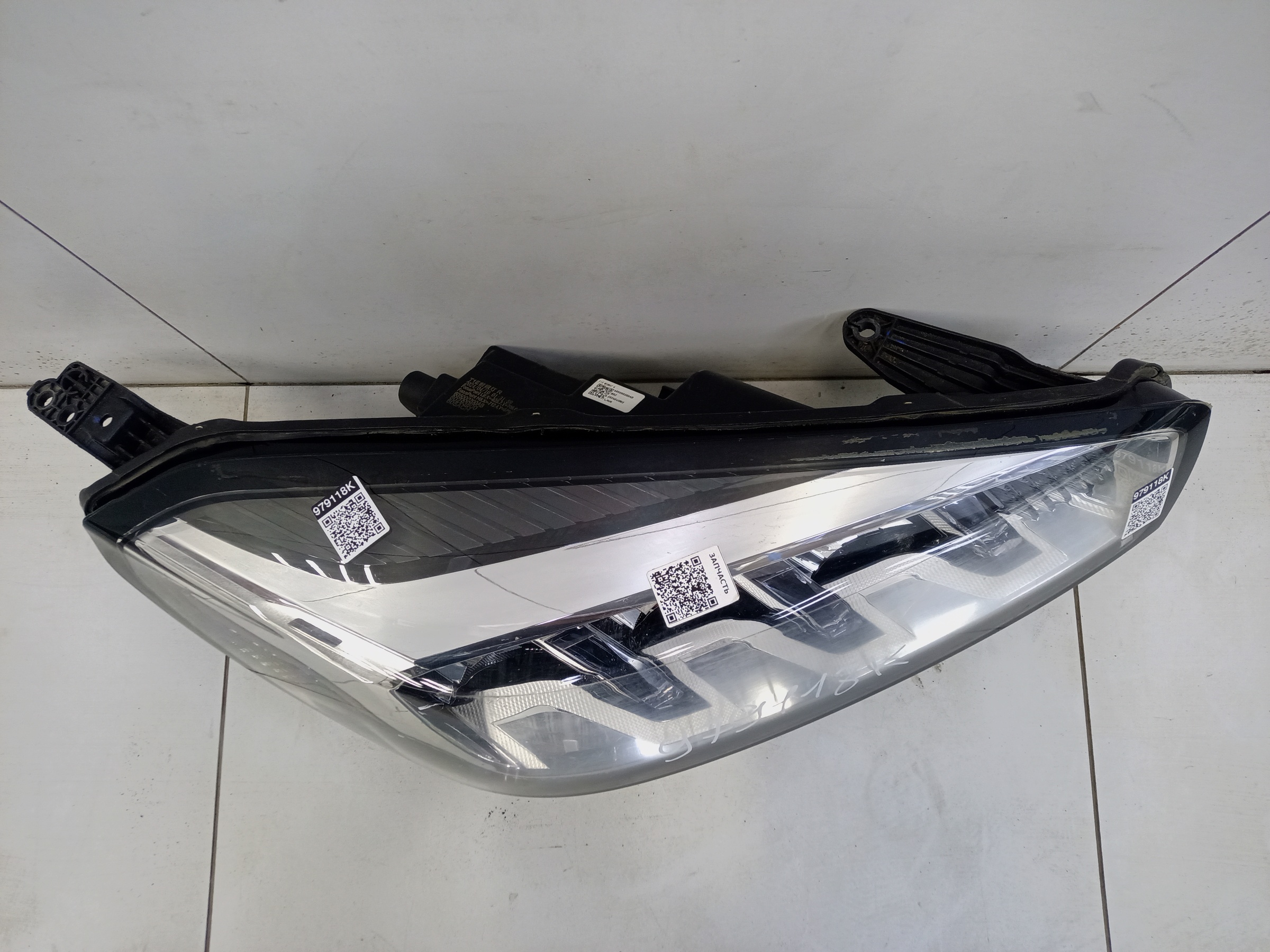 Фара передняя правая Chery Tiggo 7 Pro LED