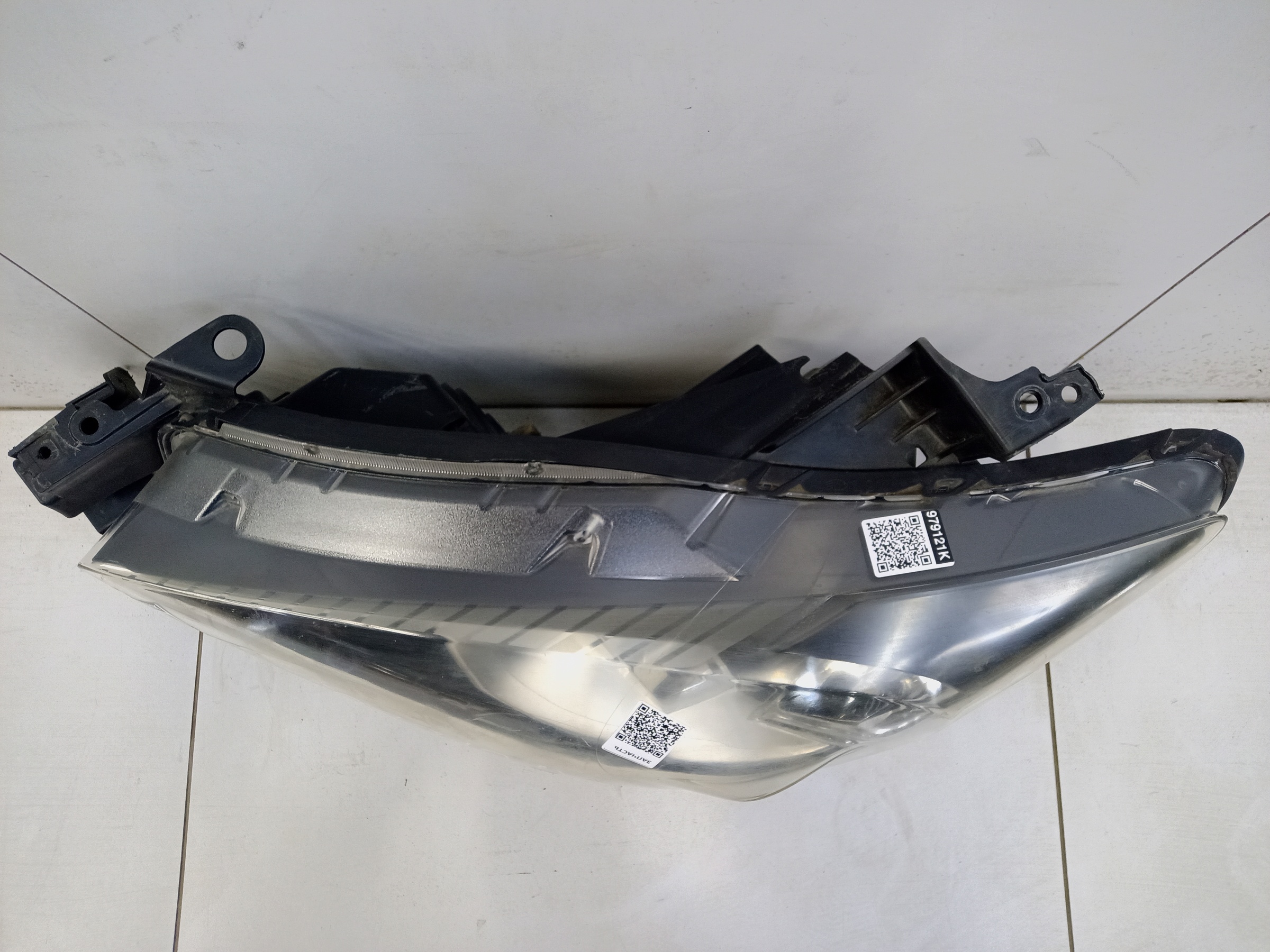 Фара передняя левая Mazda CX-5 ксенон